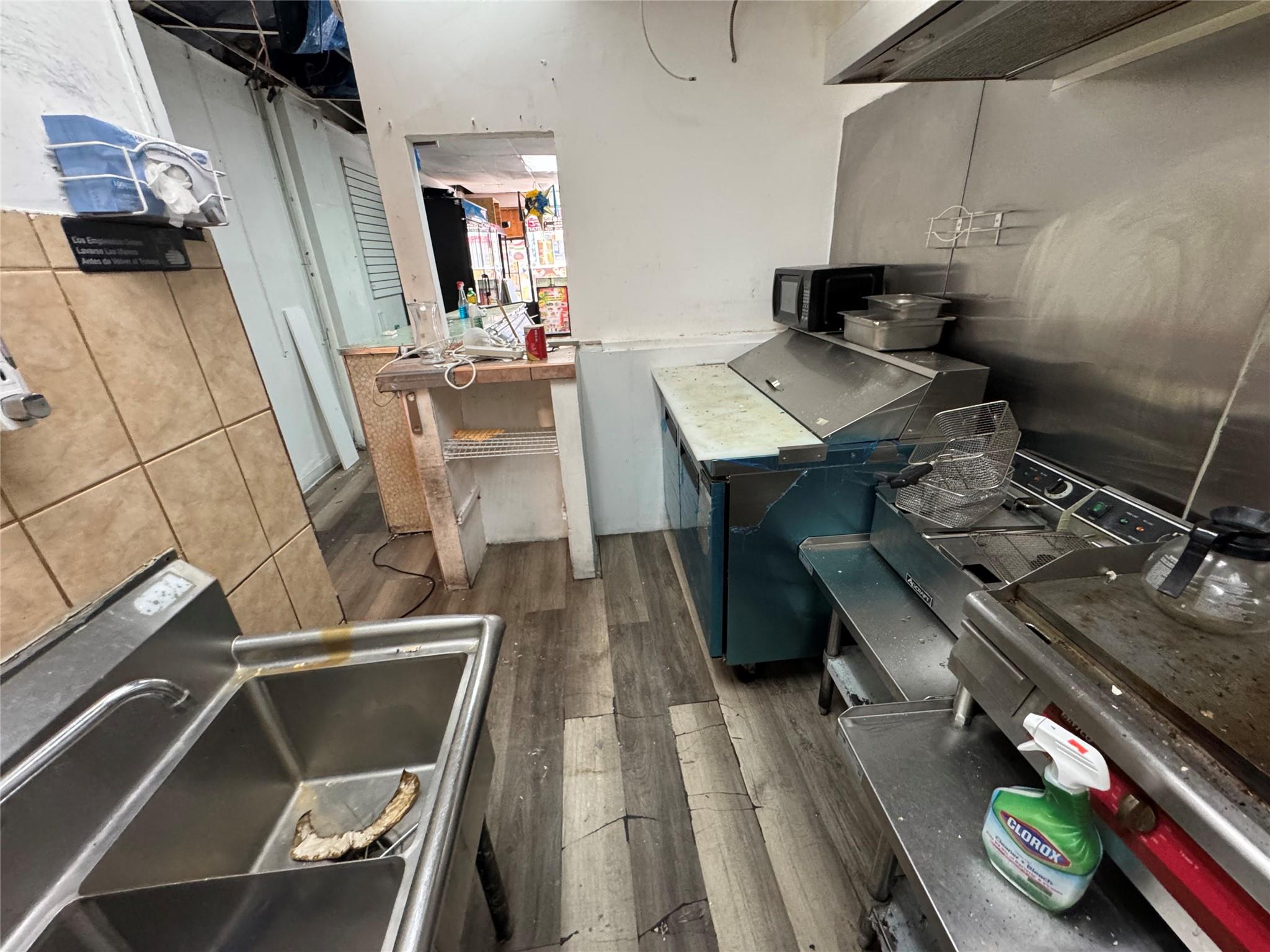 #9 photo, 95-15 Northern Boulevard, クイーンズ区 Corona , NY 11368