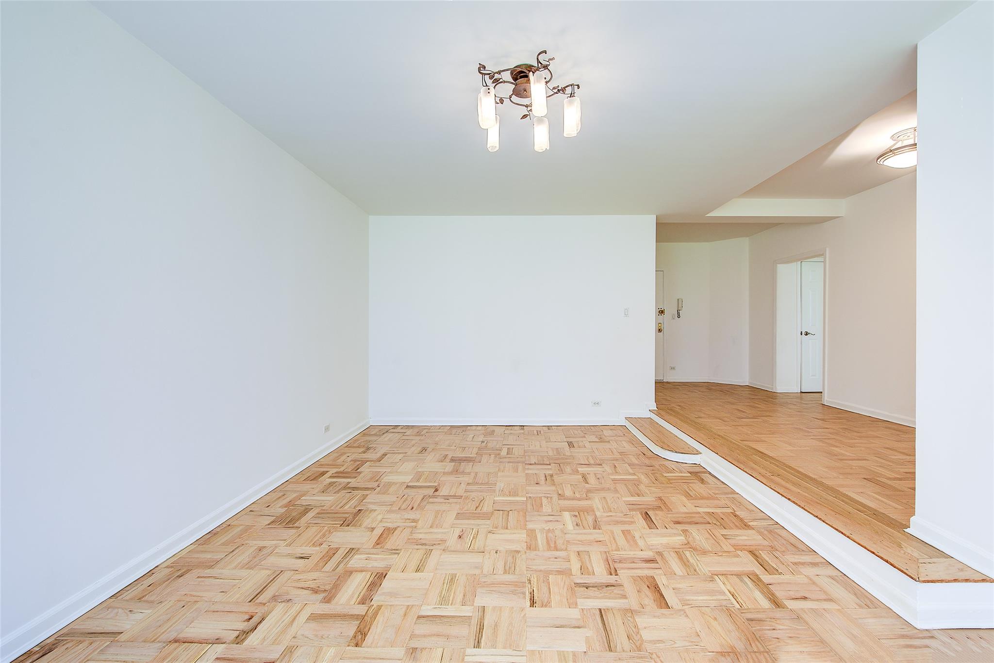 #6 photo, 98-22 63 Drive, クイーンズ区 Rego Park , NY 11374