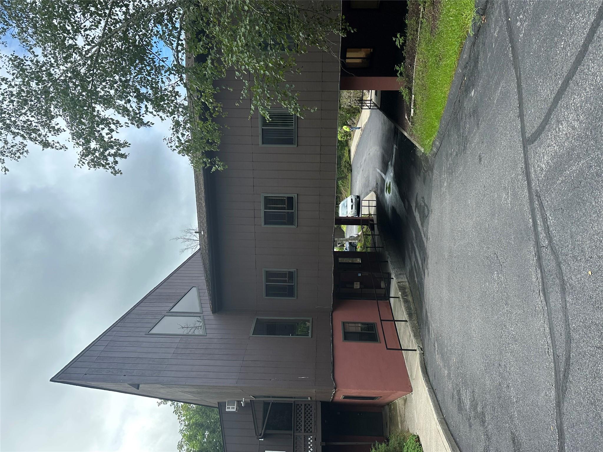 #1 photo, 7 Pinewoods Road, 紐約州 Hyde Park , NY 12538