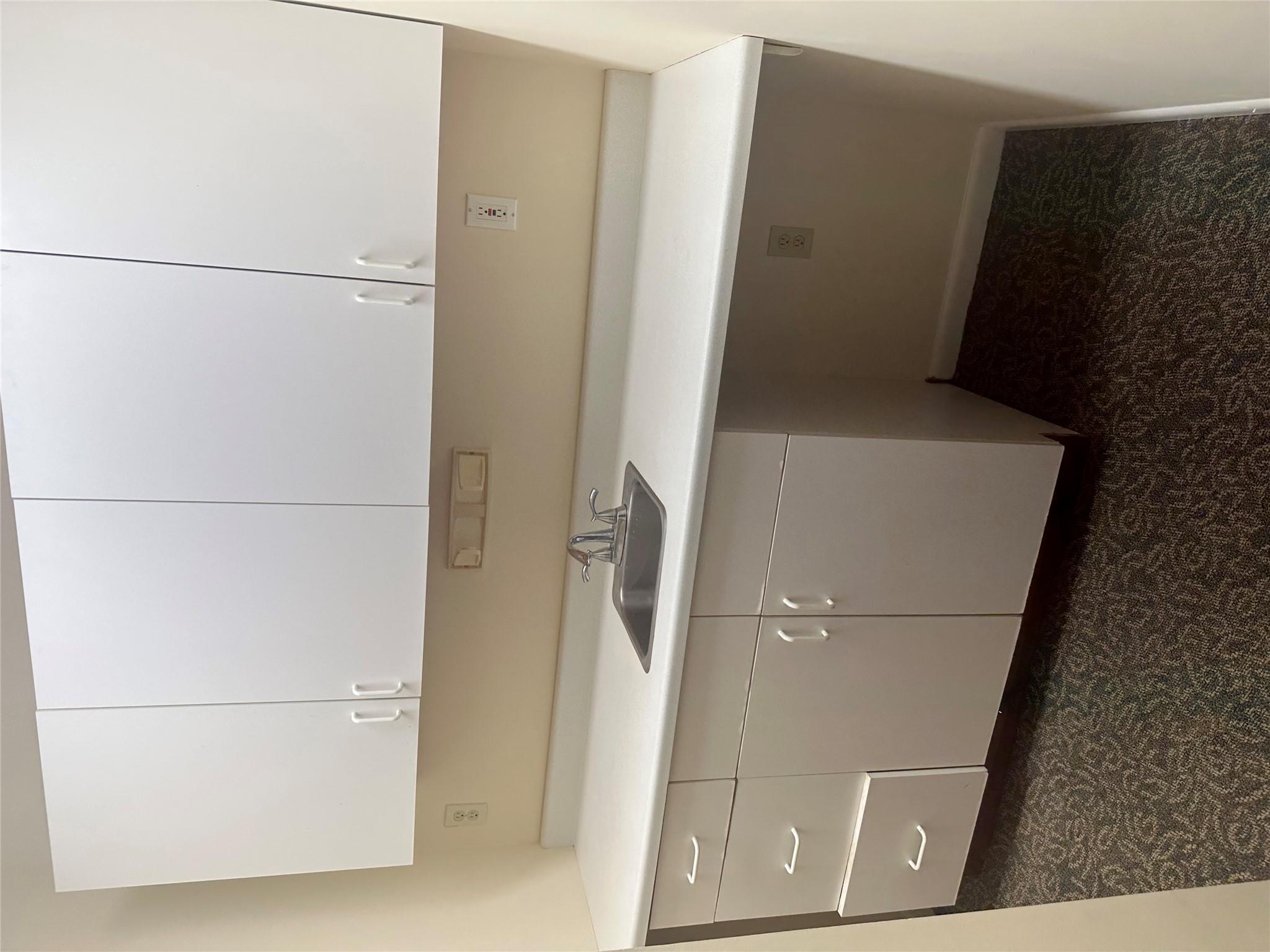 #3 photo, 7 Pinewoods Road, Hyde Park , NY 12538