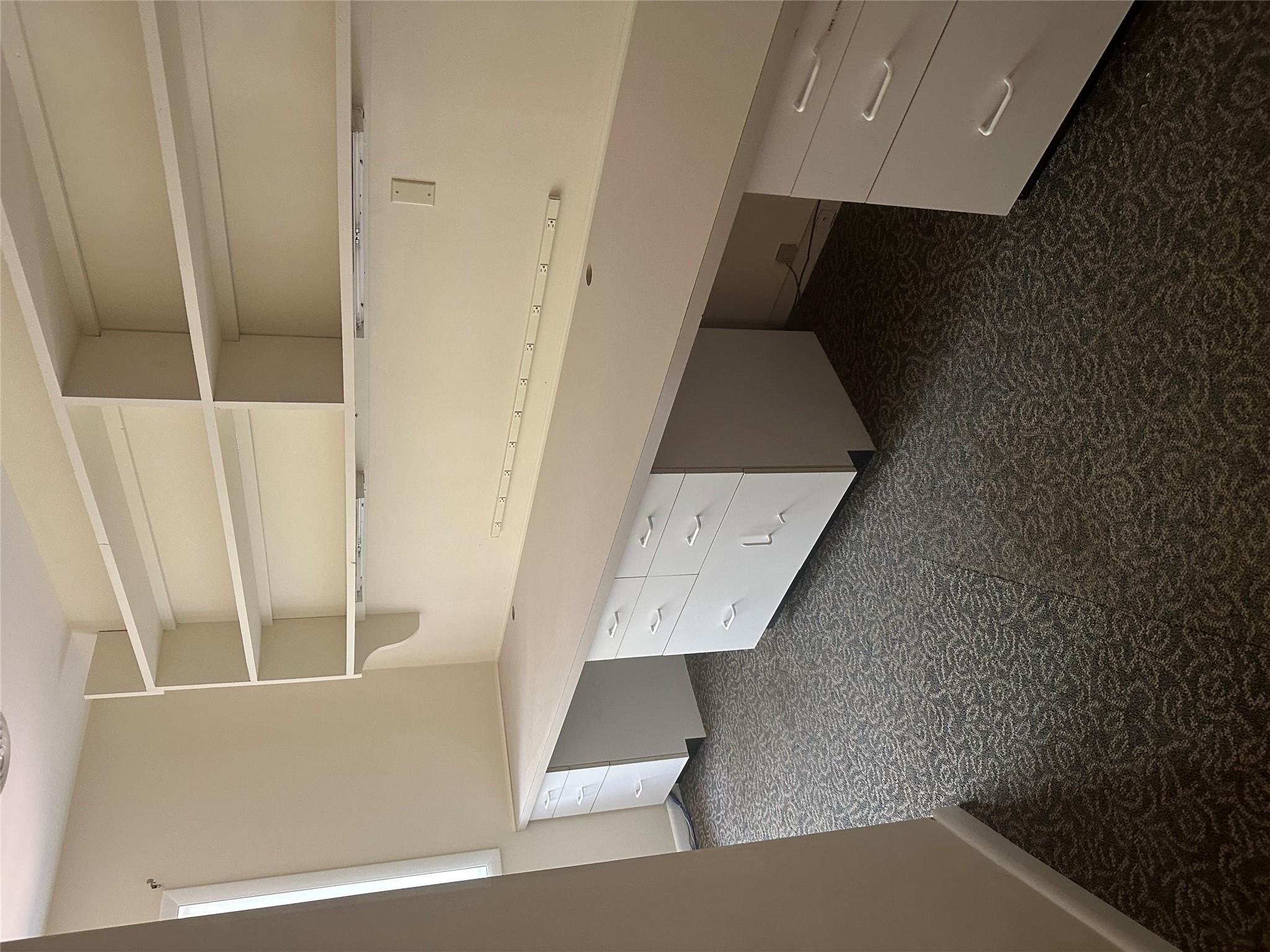 #4 photo, 7 Pinewoods Road, Hyde Park , NY 12538