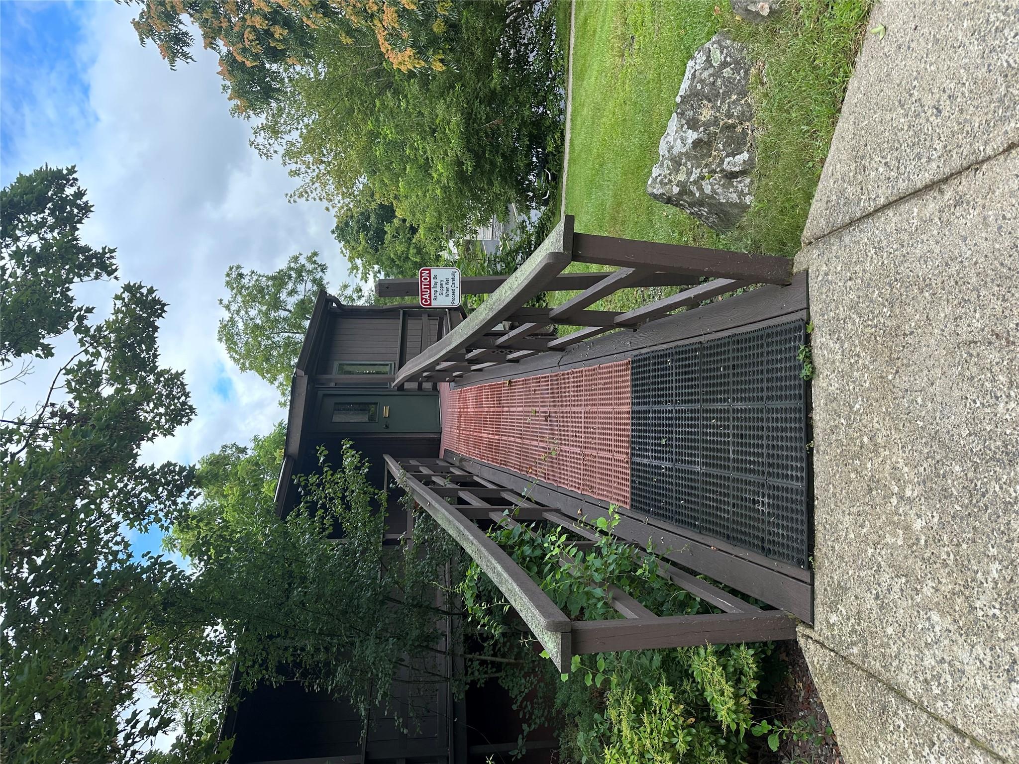 #7 photo, 7 Pinewoods Road, Hyde Park , NY 12538