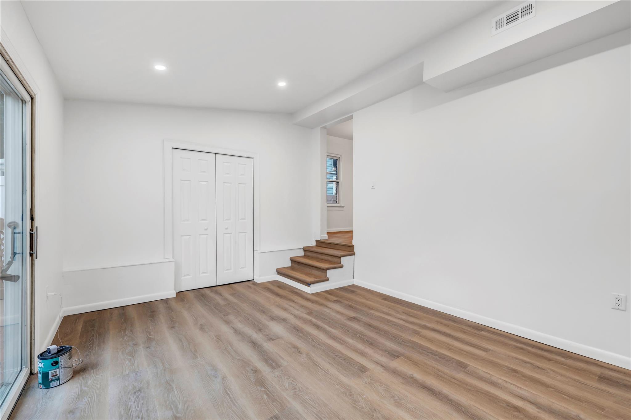 #10 photo, 189 Jacob Street, 長島 Elmont , NY 11003