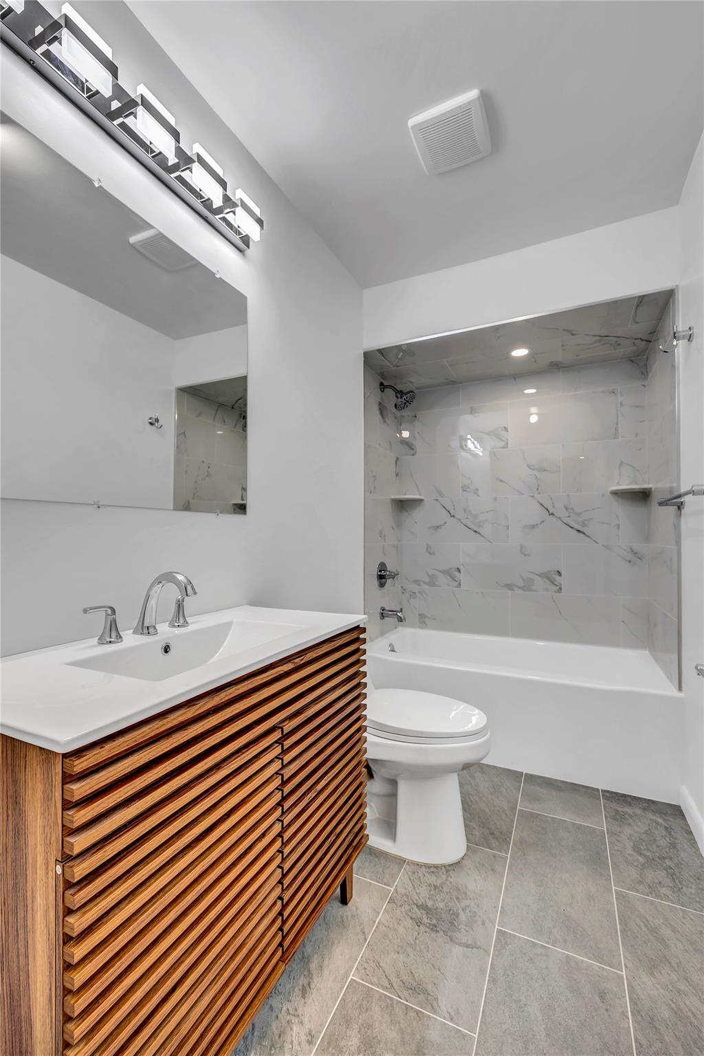 #12 photo, 189 Jacob Street, 長島 Elmont , NY 11003