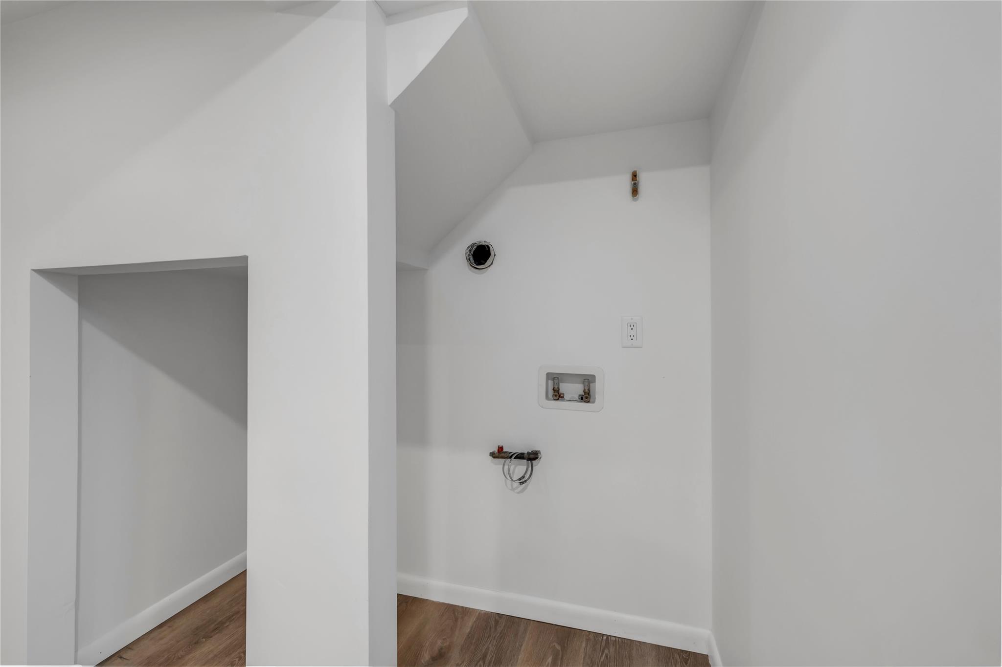 #19 photo, 189 Jacob Street, 長島 Elmont , NY 11003