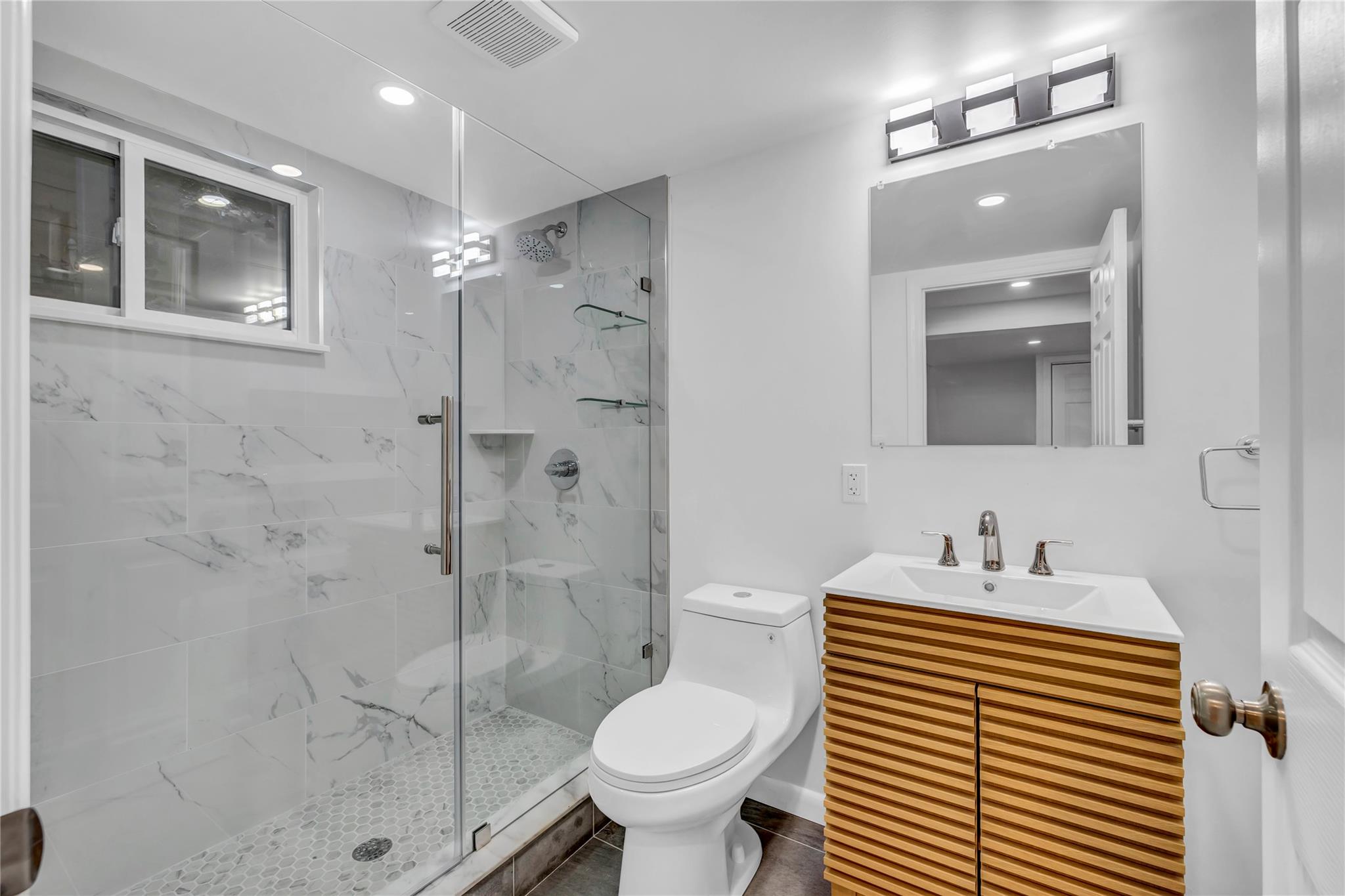 #20 photo, 189 Jacob Street, 長島 Elmont , NY 11003