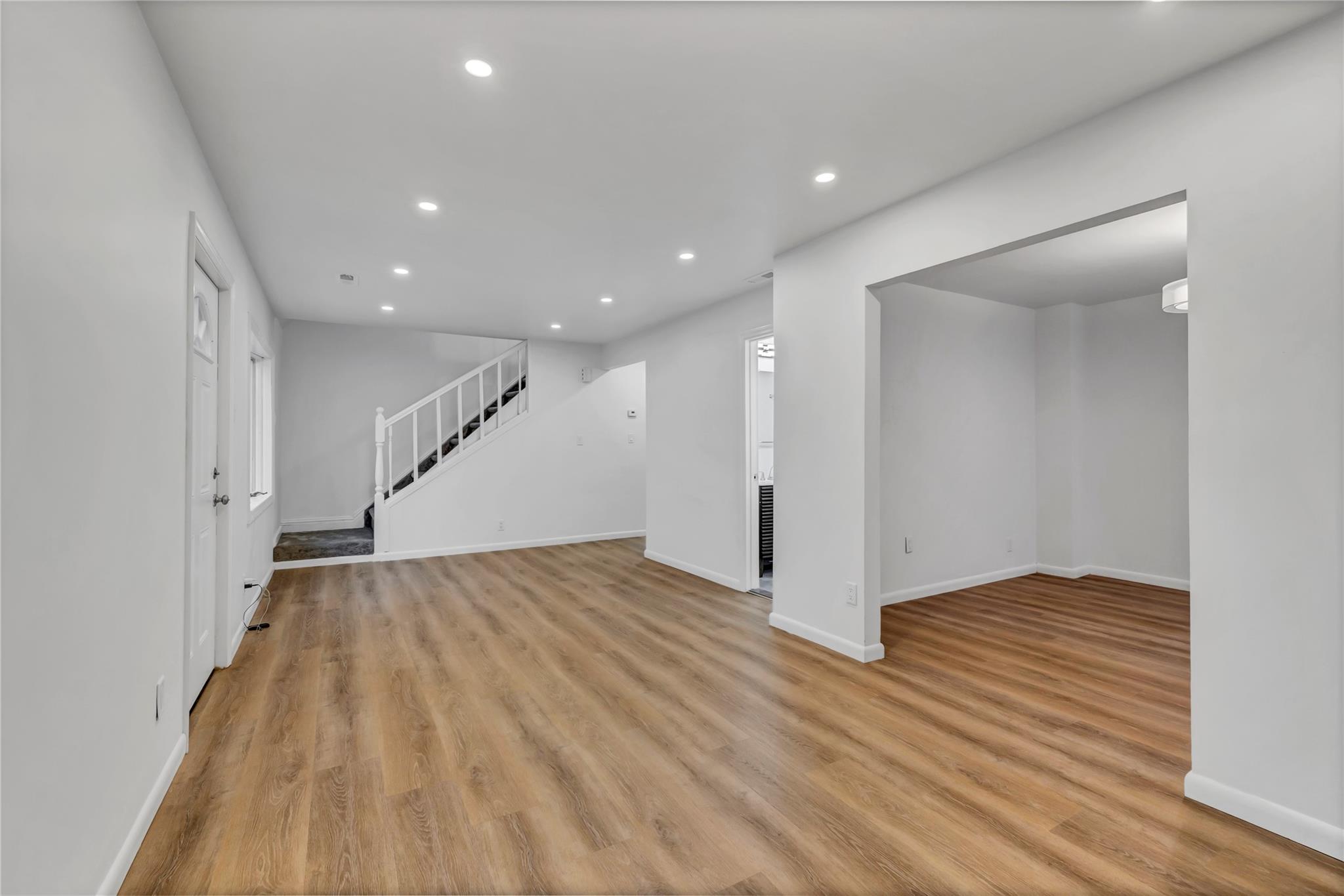 #6 photo, 189 Jacob Street, 長島 Elmont , NY 11003