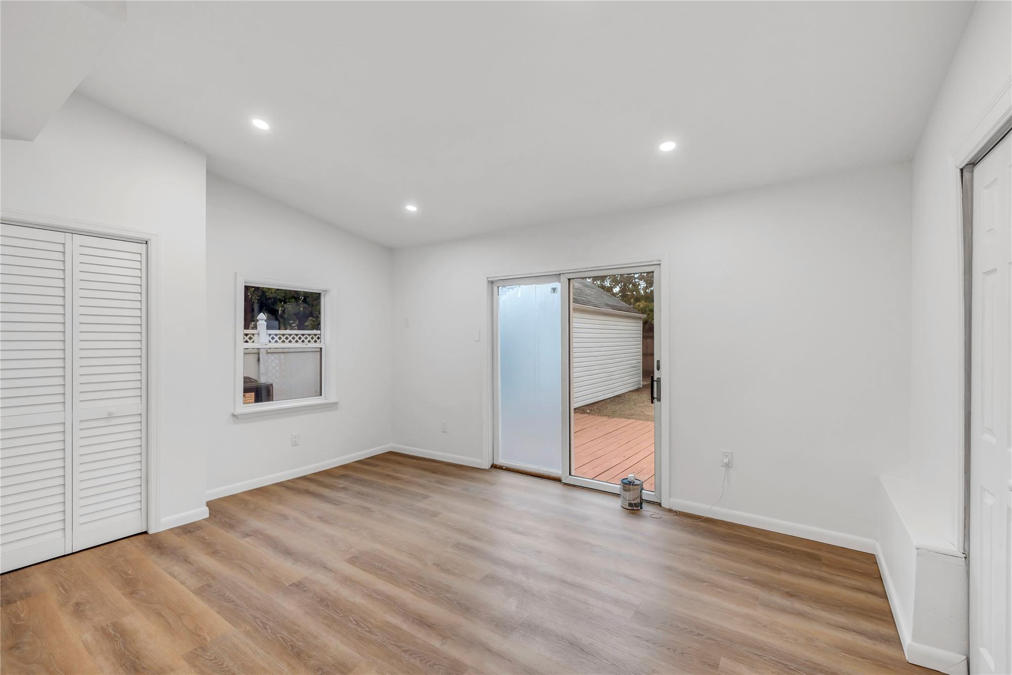 #9 photo, 189 Jacob Street, 長島 Elmont , NY 11003