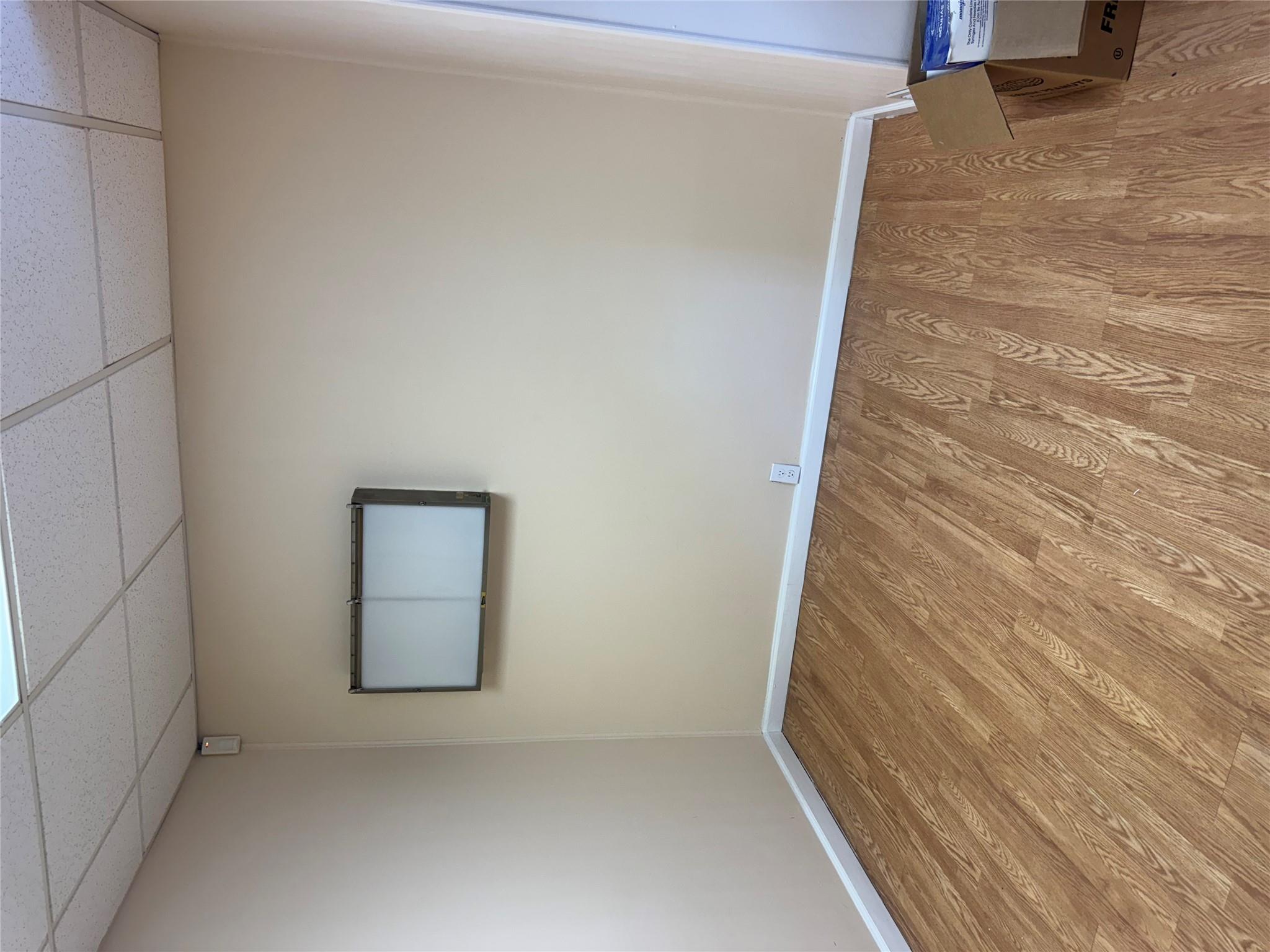 #11 photo, 90 Medford Avenue, サフォーク郡 Patchogue , NY 11772