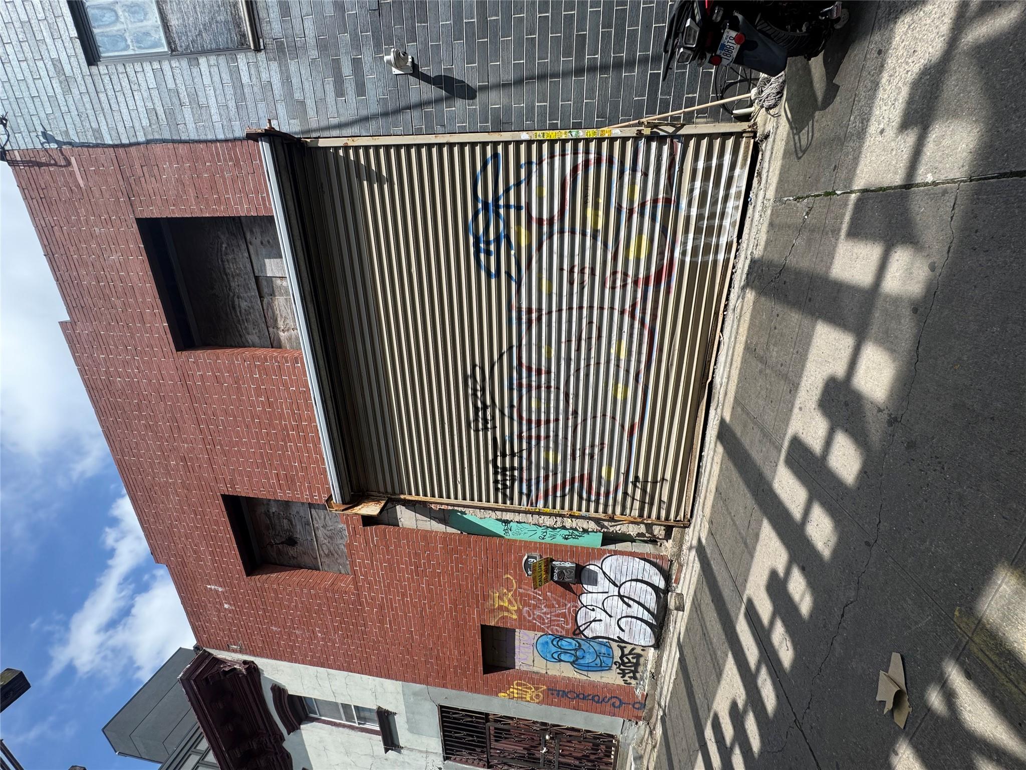 #6 photo, 2719 Fulton Street, ブルックリン区 Brooklyn , NY 11207