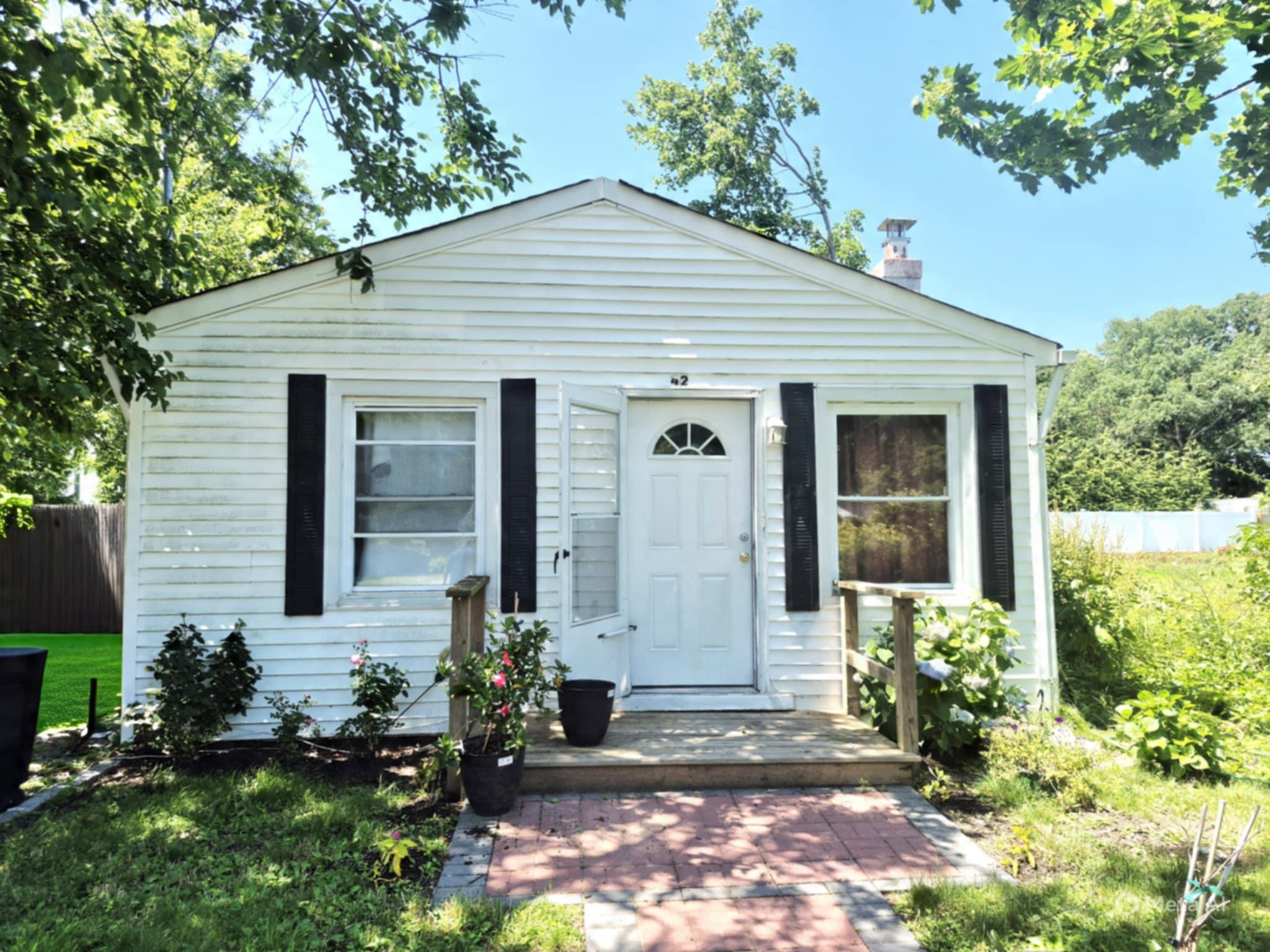 #1 photo, 42 Oak Drive, سوفولك Riverhead , NY 11901