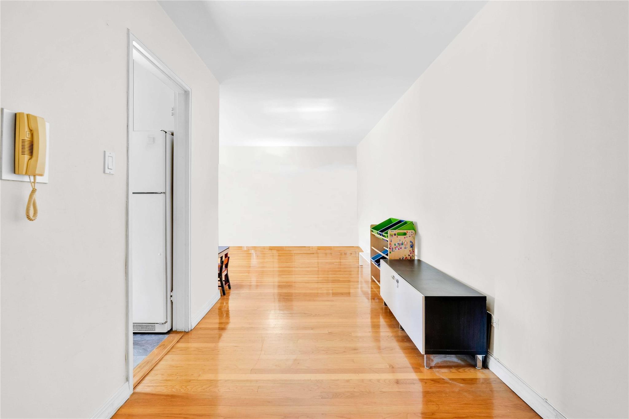 #4 photo, 29-49 137 Street, クイーンズ区 Flushing , NY 11354