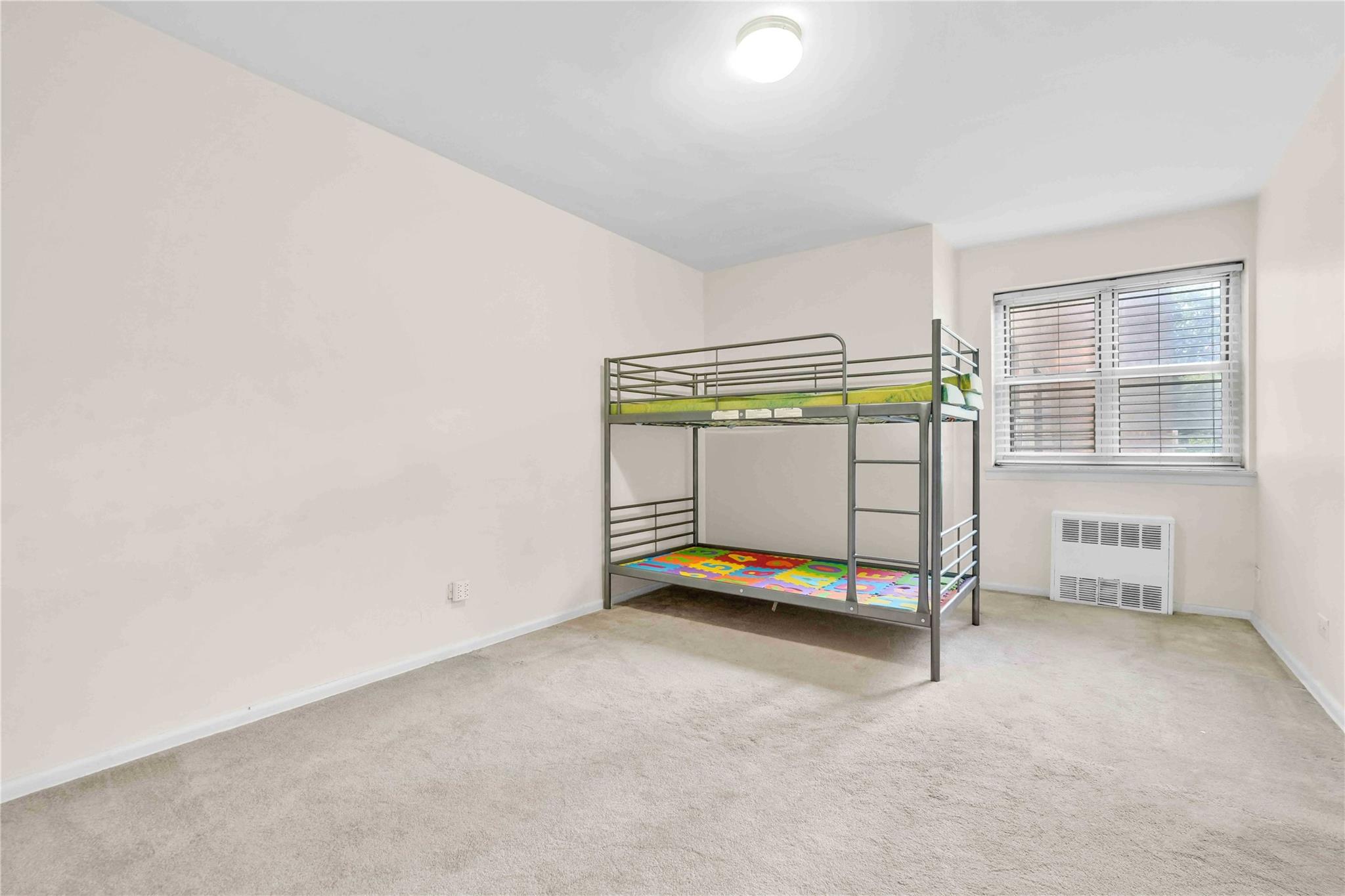 #6 photo, 29-49 137 Street, クイーンズ区 Flushing , NY 11354