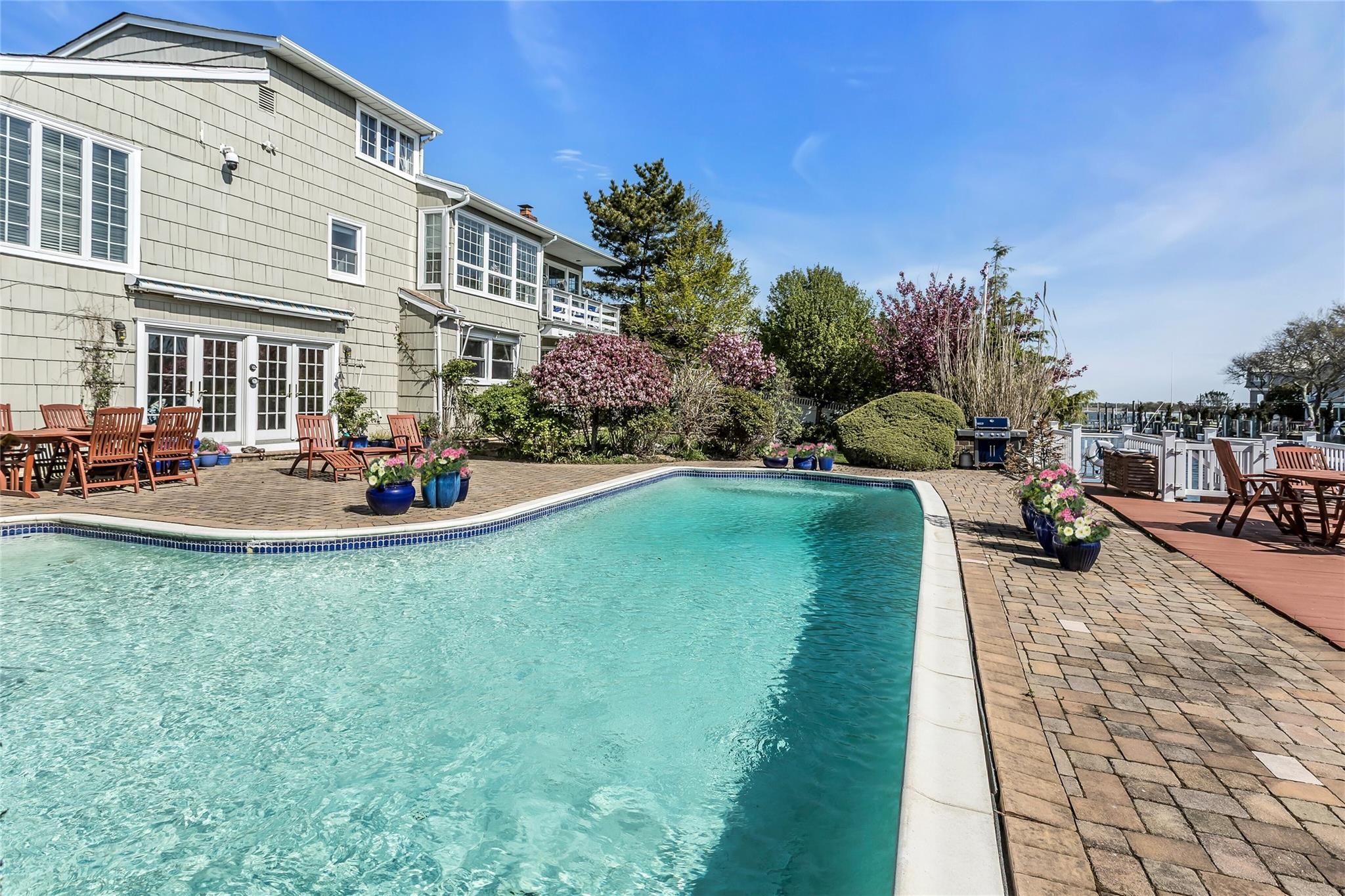 #1 photo, 1402 Bay Boulevard, Atlantic Beach , NY 11509