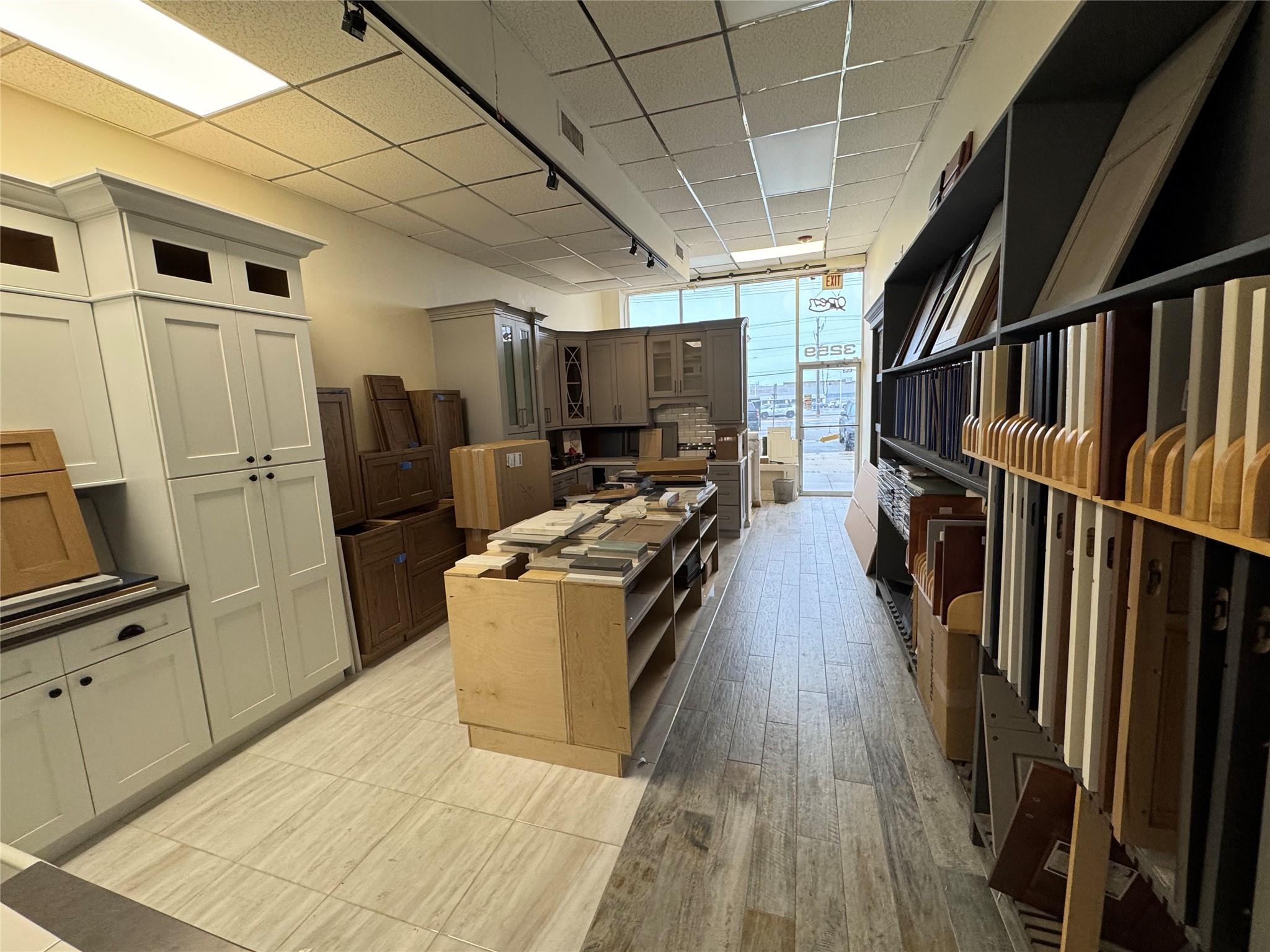 #7 photo, 3259 Hempstead Turnpike, ナッソー郡 Levittown , NY 11756