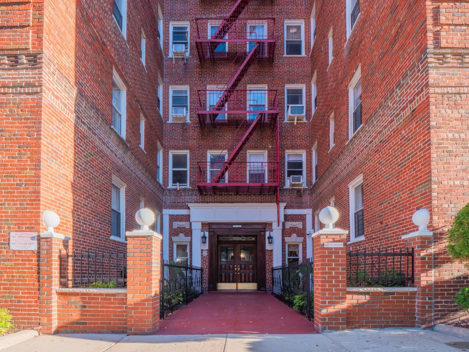 #2 photo, 63-89  Saunders Street, #2B, クイーンズ区 Rego Park , NY 11374