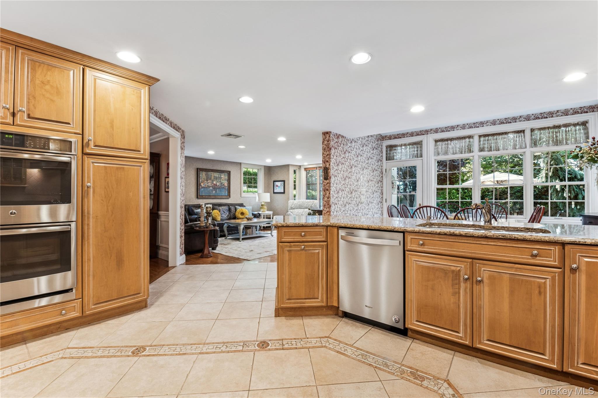 #8 photo, 42 Roxen Road, ナッソー郡 Rockville Centre , NY 11570