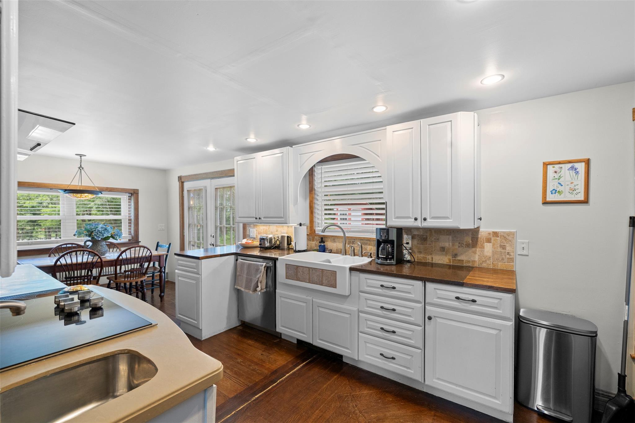 #10 photo, 346 Crescent Avenue, Highland , NY 12528