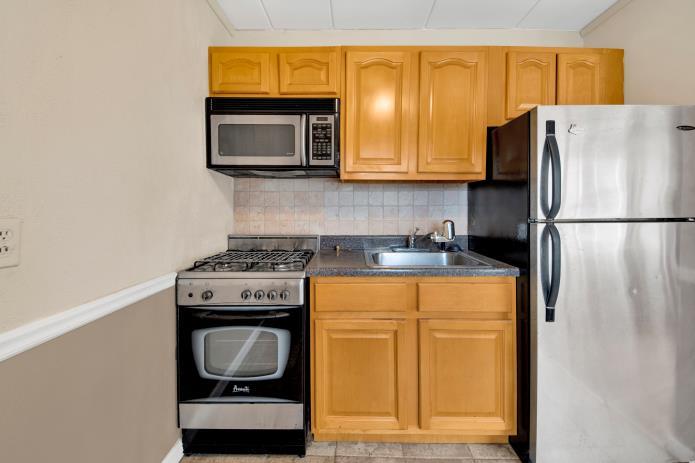 #10 photo, 2035 Central Park Avenue, Yonkers , NY 10710