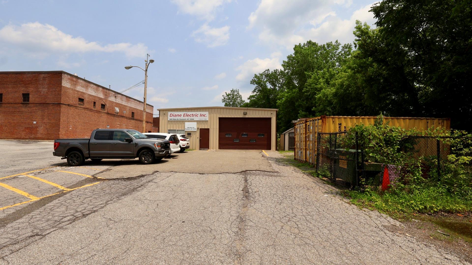 #1 photo, 1850 Crompond Road, Peekskill , NY 10566