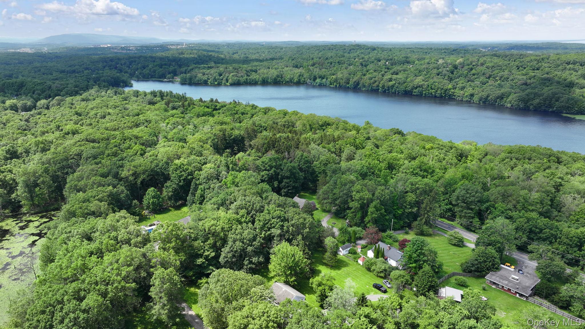 #2 photo, 2 Gerri Court, Wallkill , NY 12589