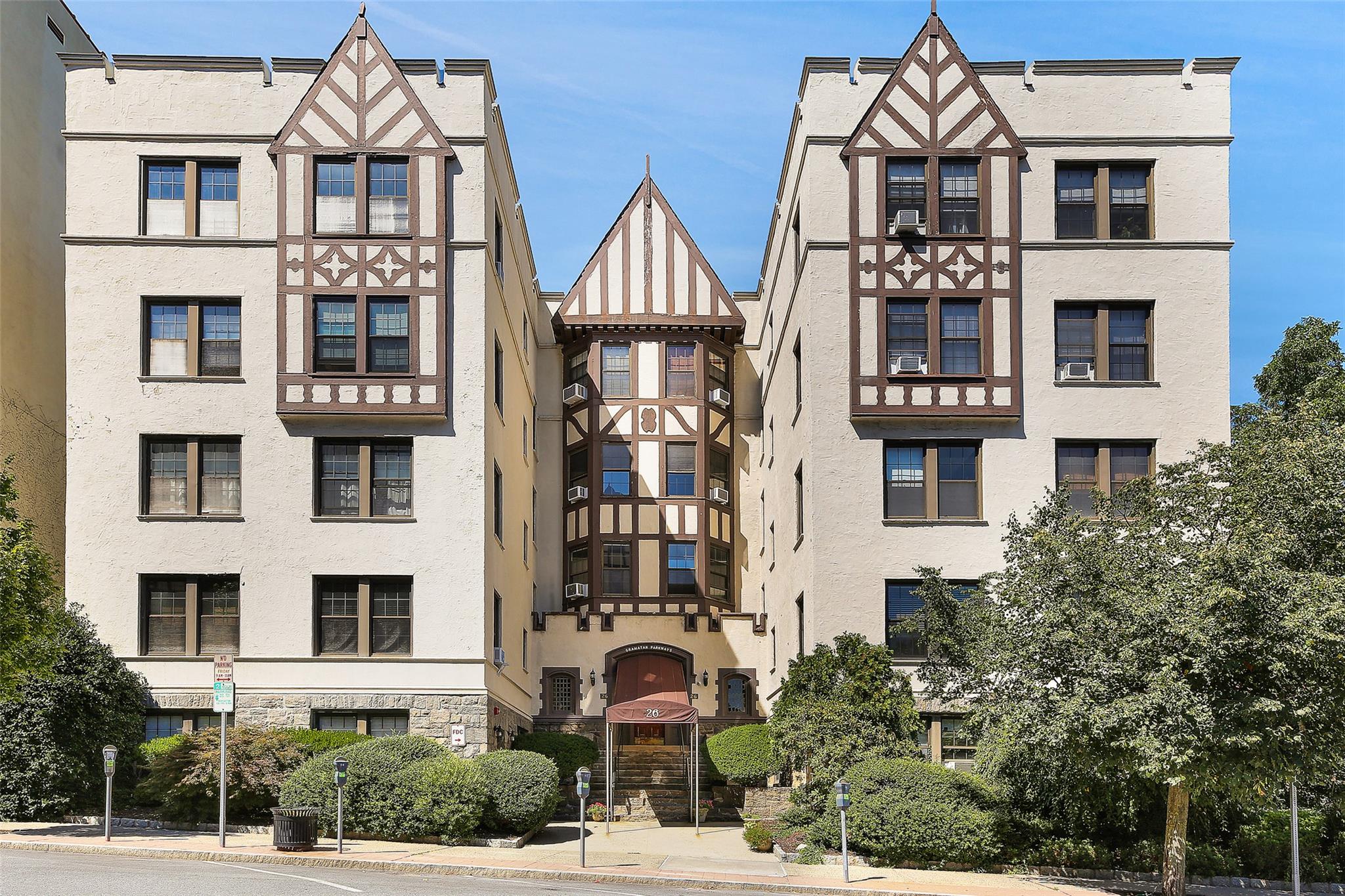 #1 photo, 26 Pondfield Road, 布朗士 Bronxville , NY 10708