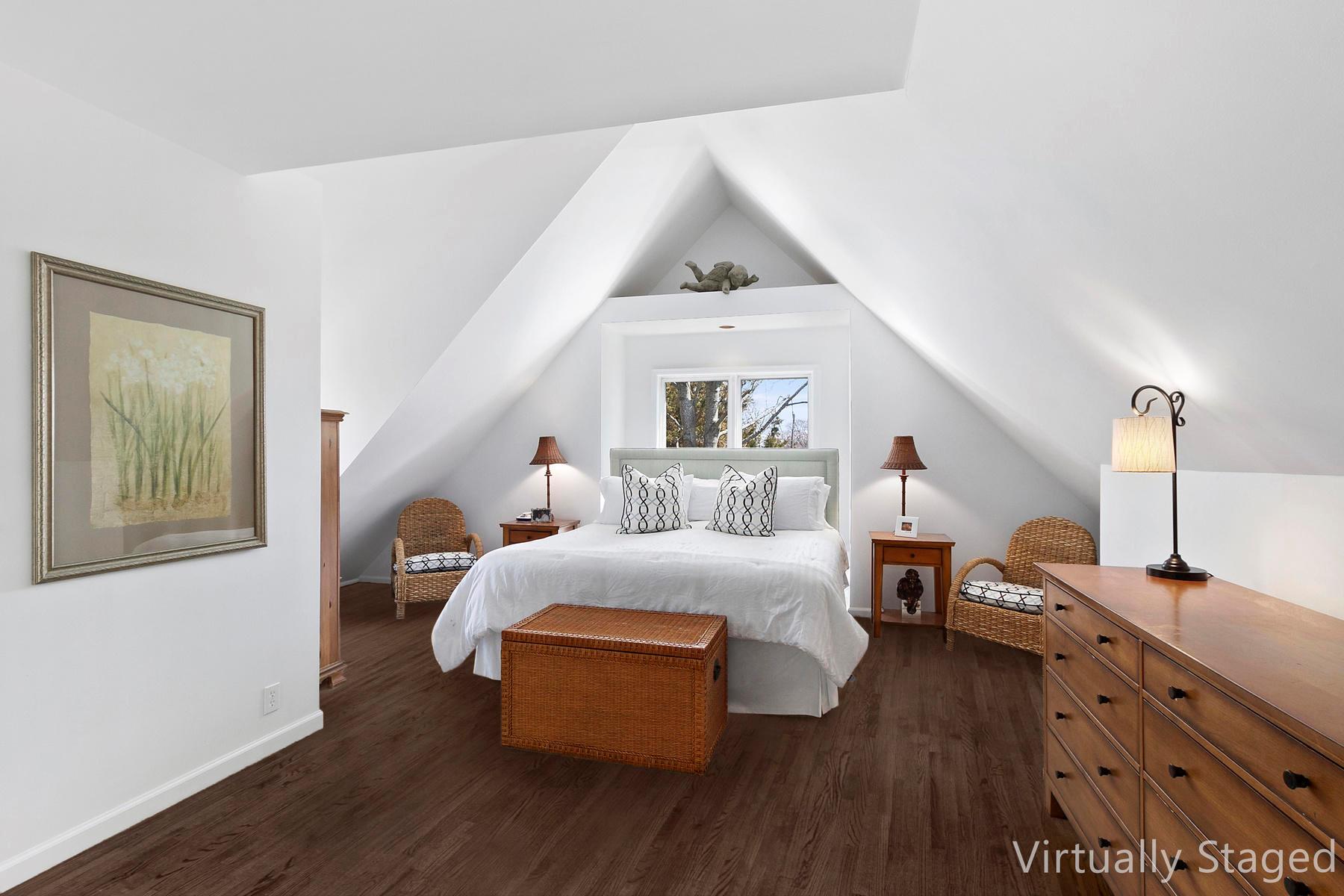 #10 photo, 91 Howell Street, Southampton , NY 11968