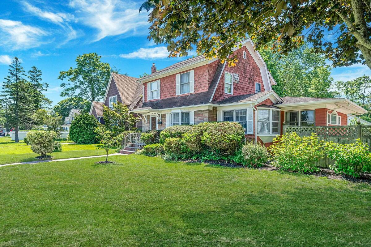 #1 photo, 232 Carman Street, سوفولك Patchogue , NY 11772