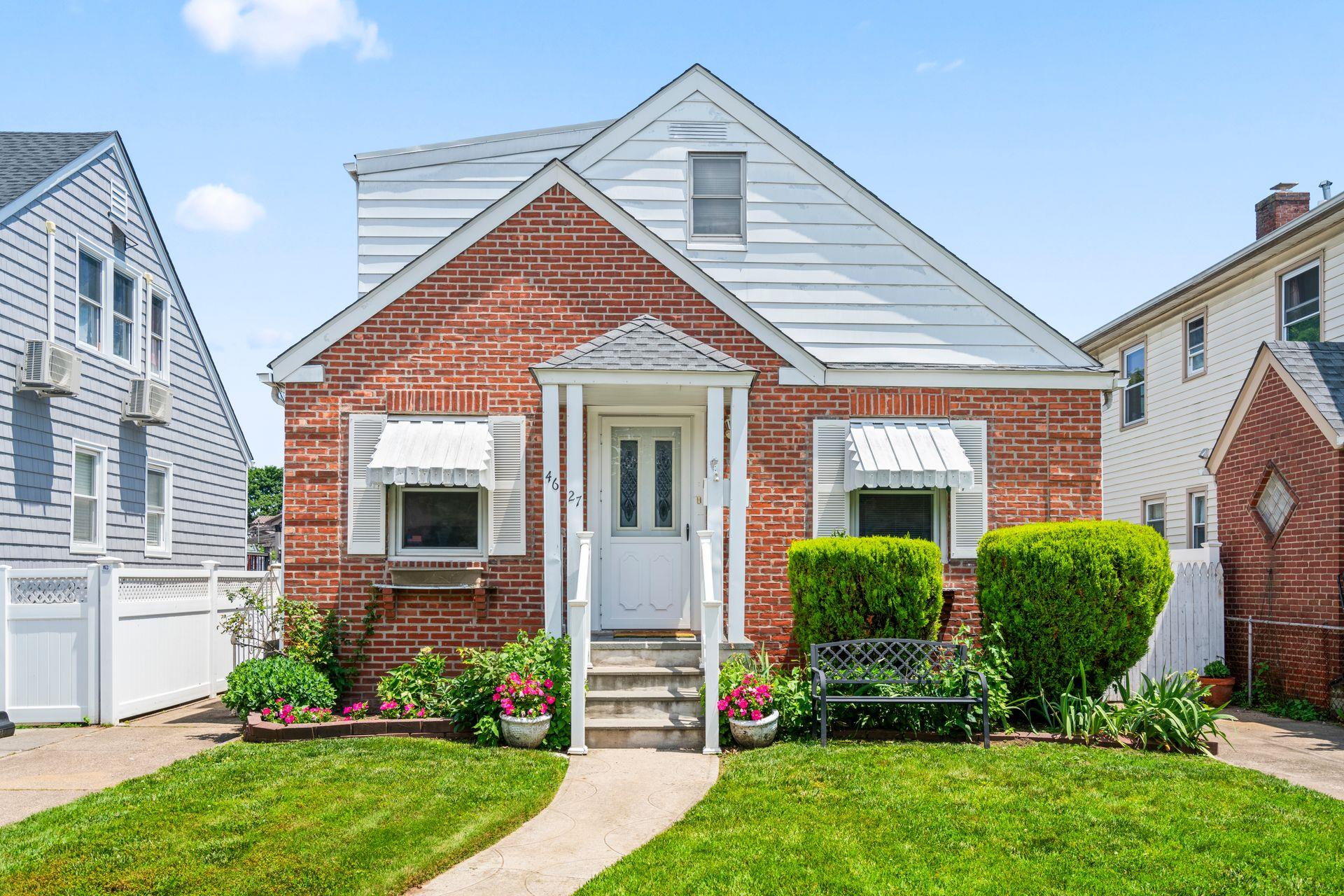 #1 photo, 46-27 195th Street, كوينز Flushing , NY 11358
