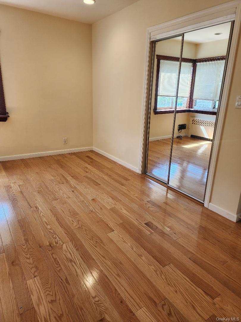 #12 photo, 211-52 46 Rd, 皇后區 貝塞 Bayside , NY 11361