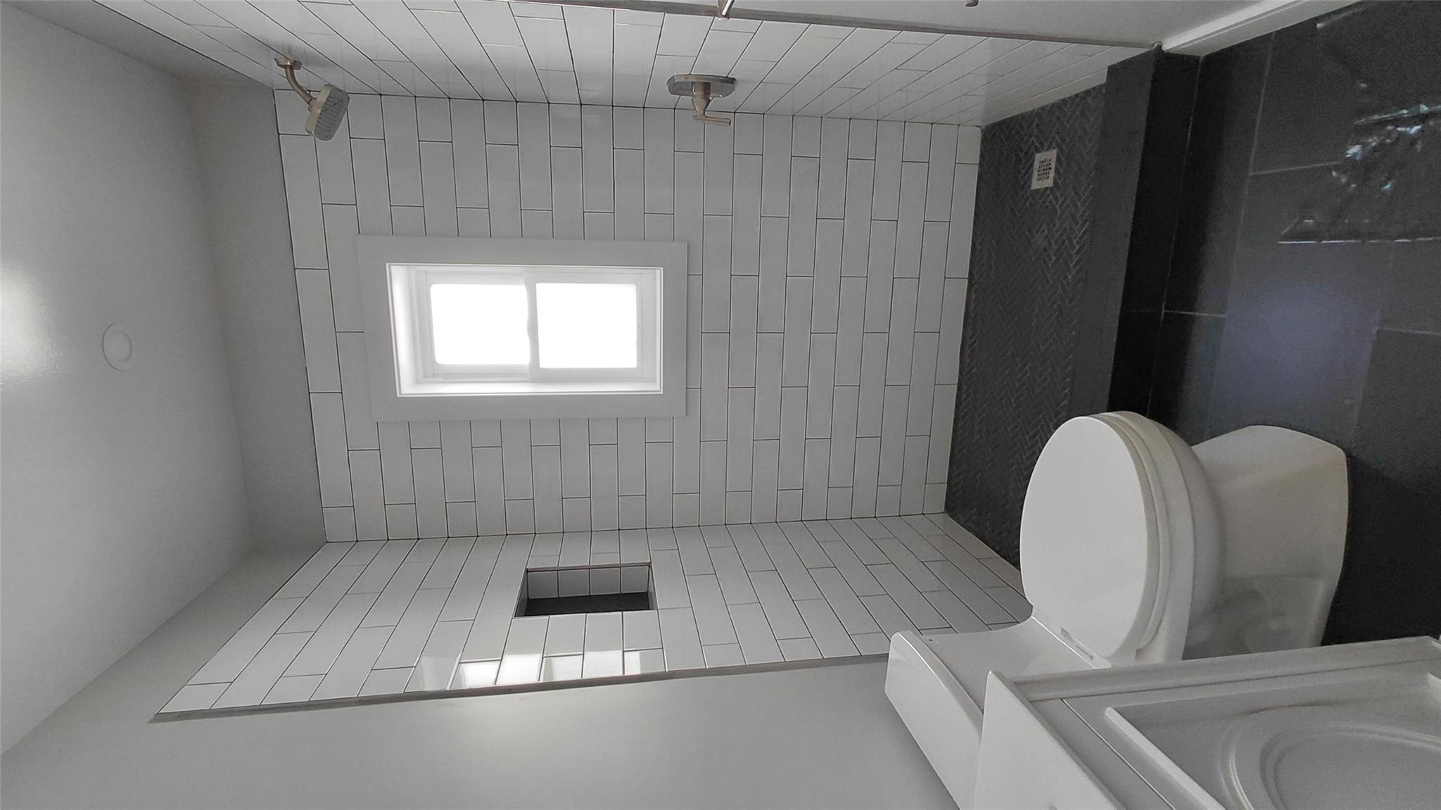 #4 photo, 117-36 165th Street, クイーンズ区 Jamaica , NY 11434