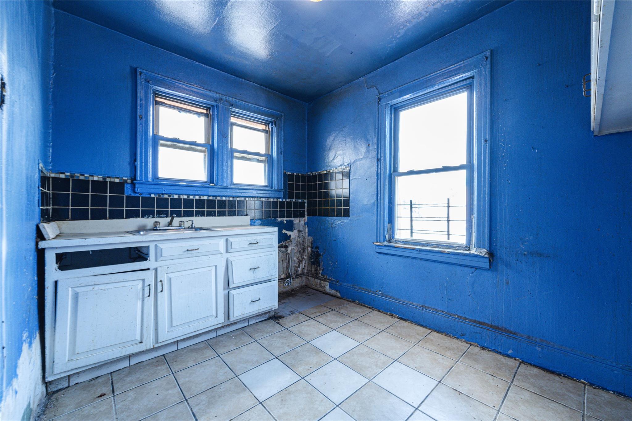 #11 photo, 31-30 100 Street, 皇后區 艾姆赫斯特 East Elmhurst , NY 11369