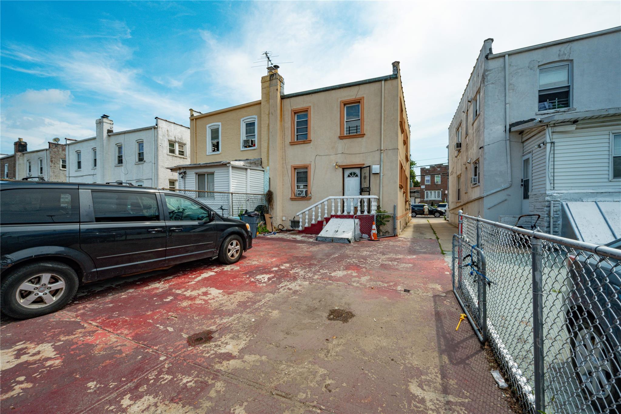 #12 photo, 31-30 100 Street, 皇后區 艾姆赫斯特 East Elmhurst , NY 11369