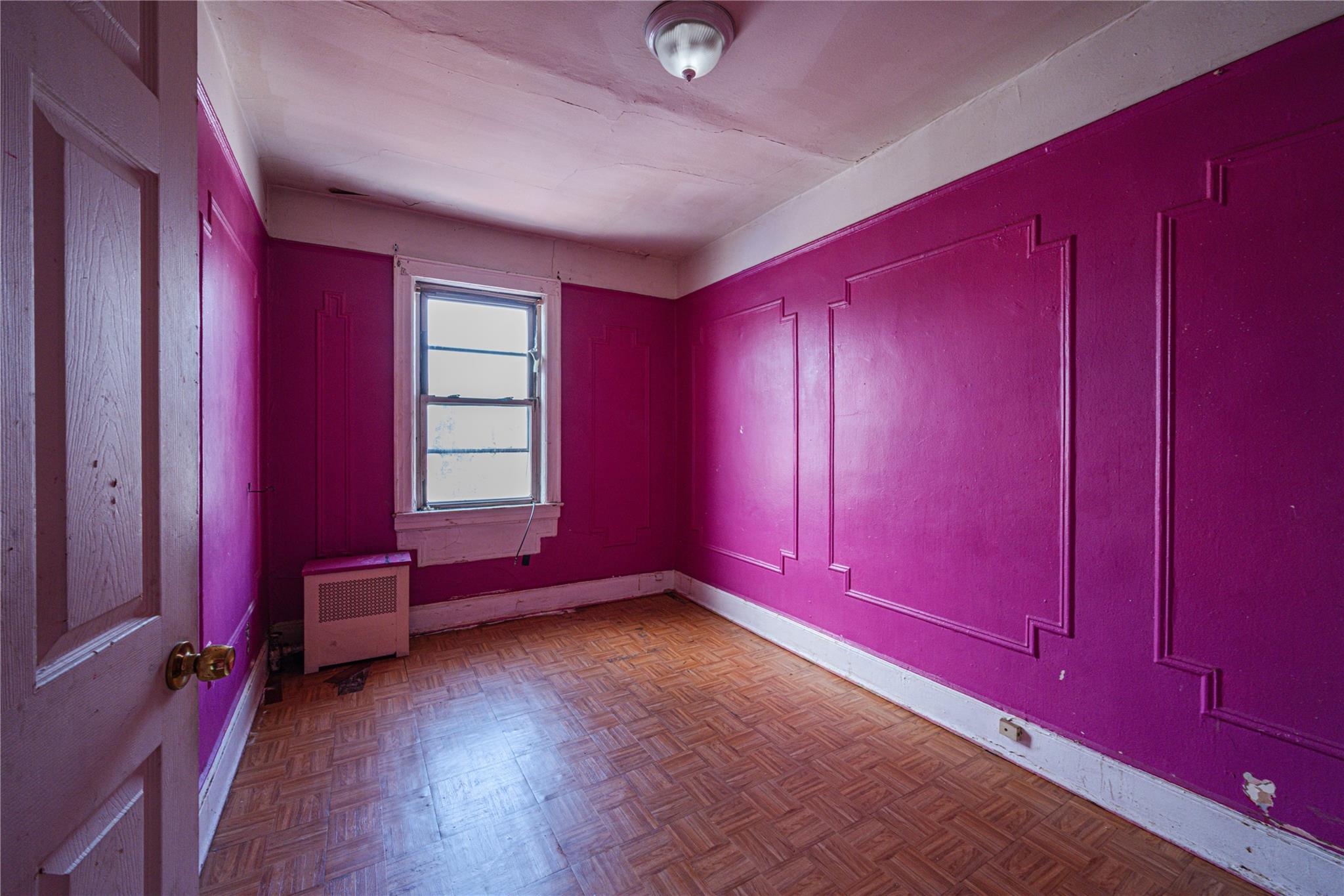 #9 photo, 31-30 100 Street, 皇后區 艾姆赫斯特 East Elmhurst , NY 11369