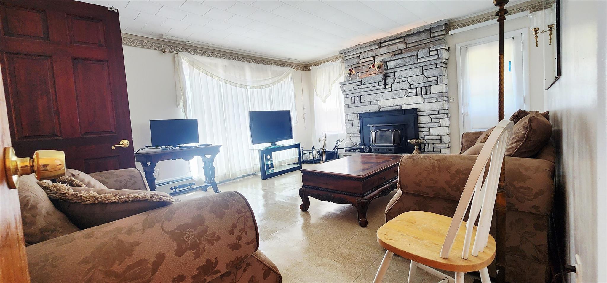 #19 photo, 530 Sackett Lake Road, Monticello , NY 12701