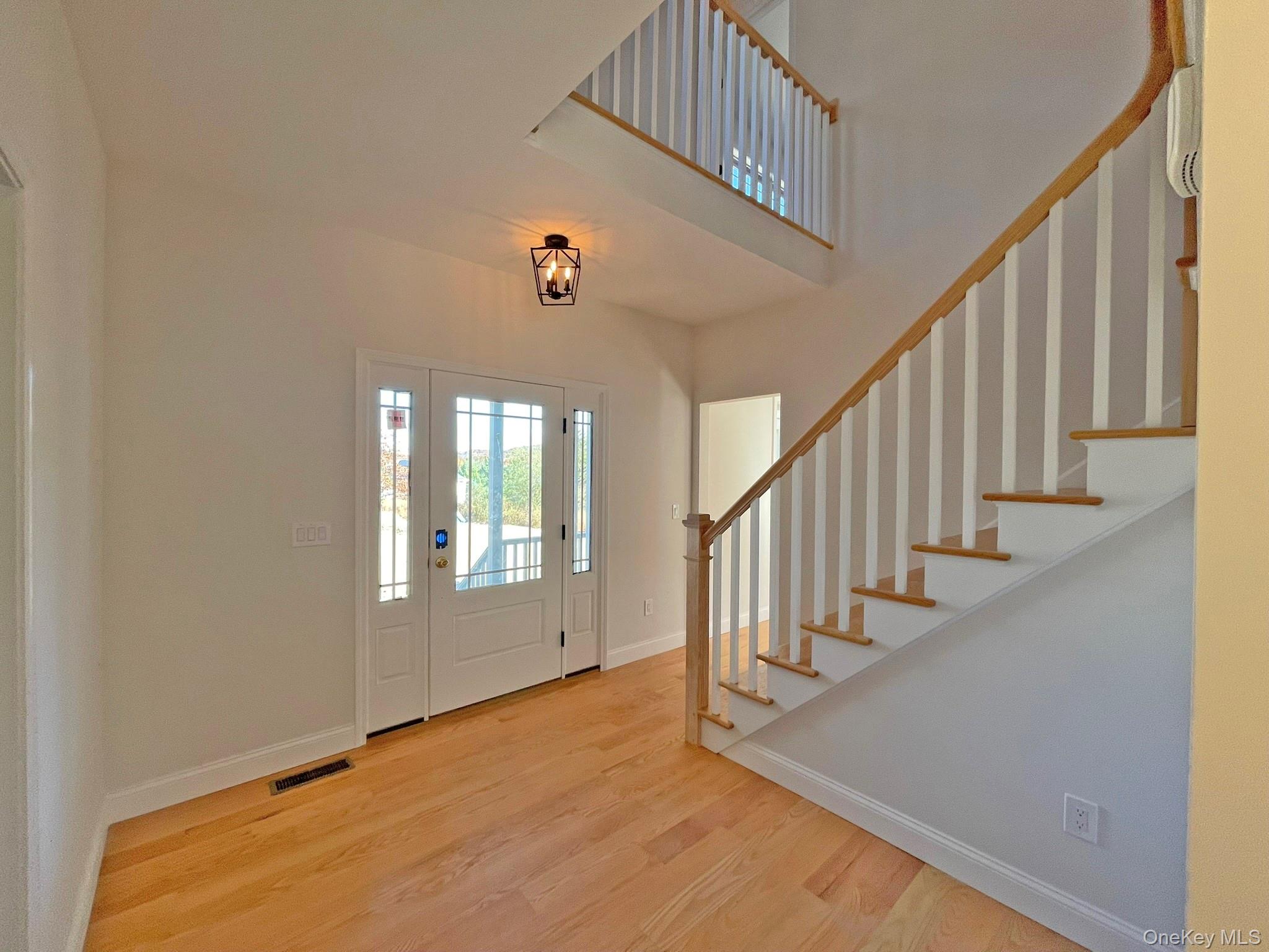 #5 photo, 32 Meadow View Court, Lagrangeville , NY 12540