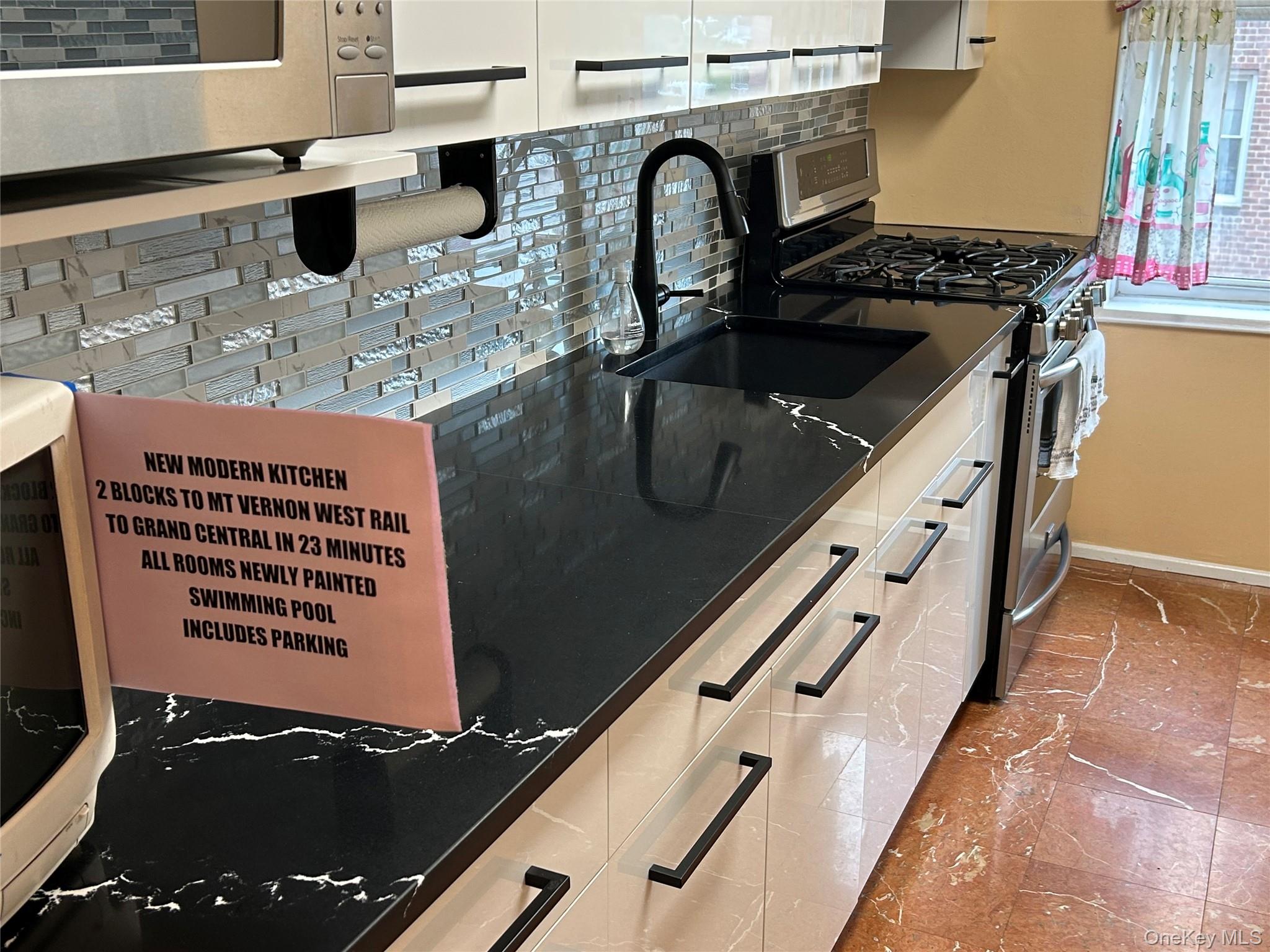 #1 photo, 365 Bronx River Road, 紐約州 Yonkers , NY 10704