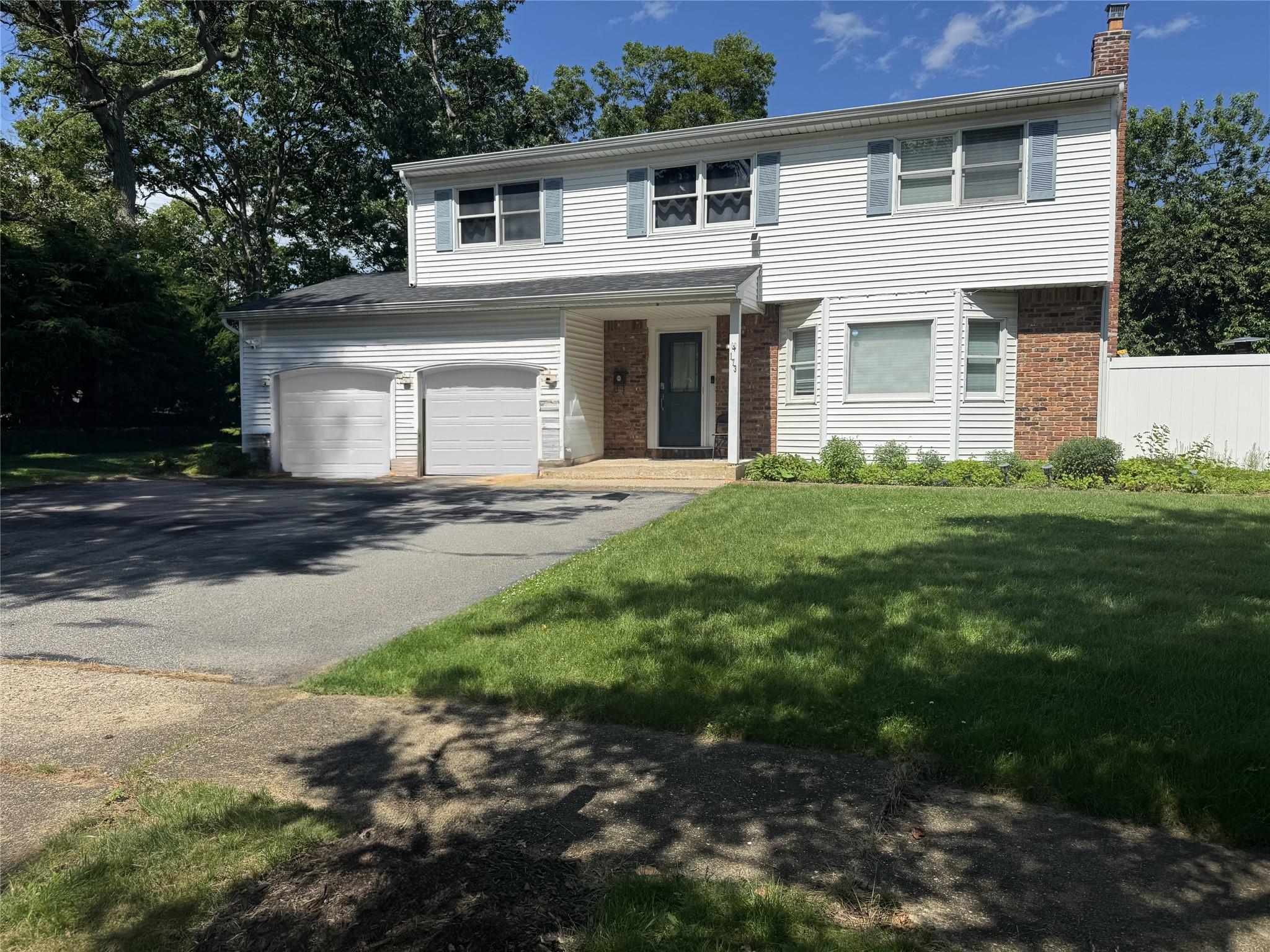 #1 photo, 173 Brooklyn Avenue, Huntington , NY 11743