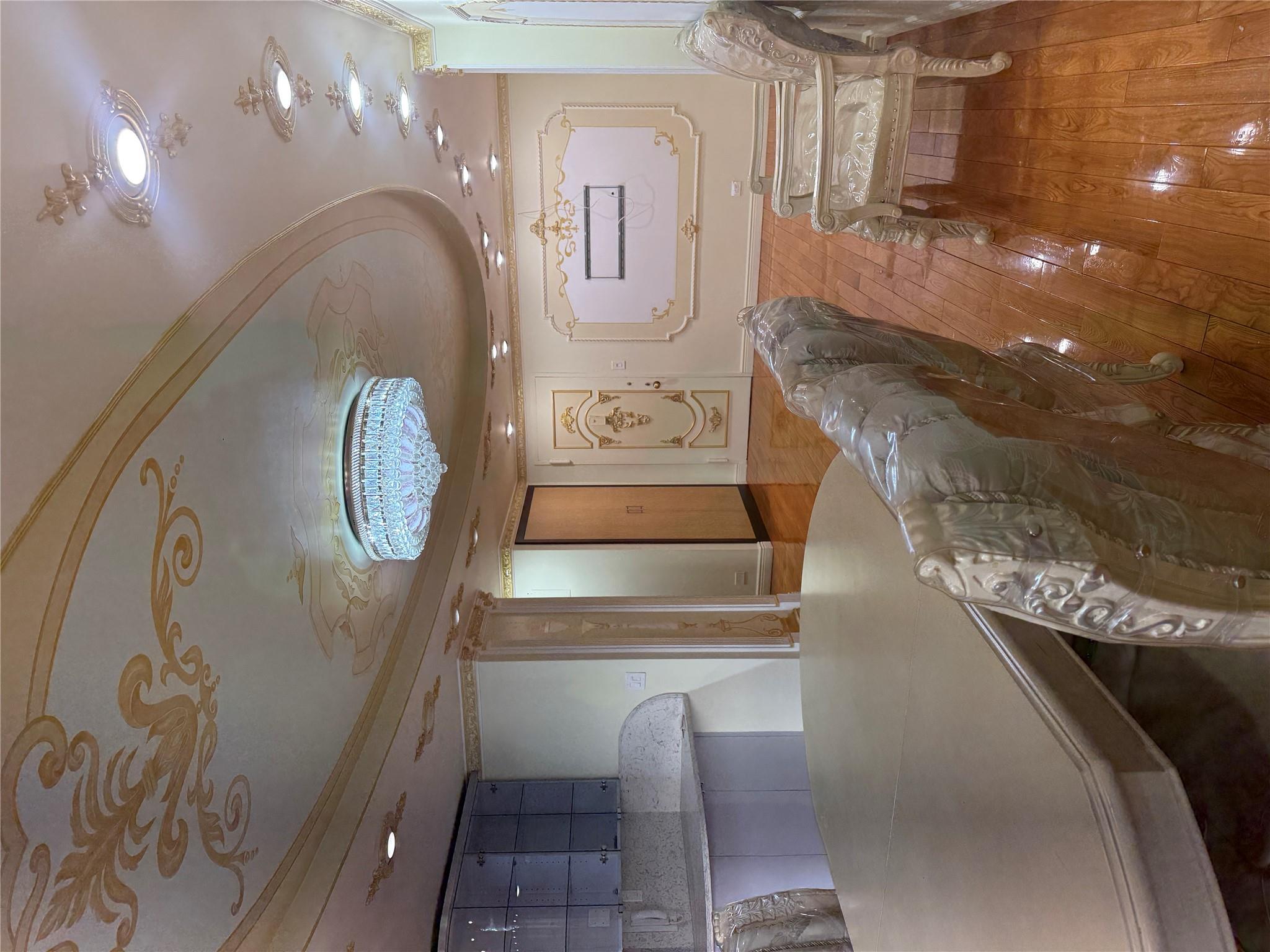 #6 photo, 61-20 Grand Central Parkway, クイーンズ区 Forest Hills , NY 11375