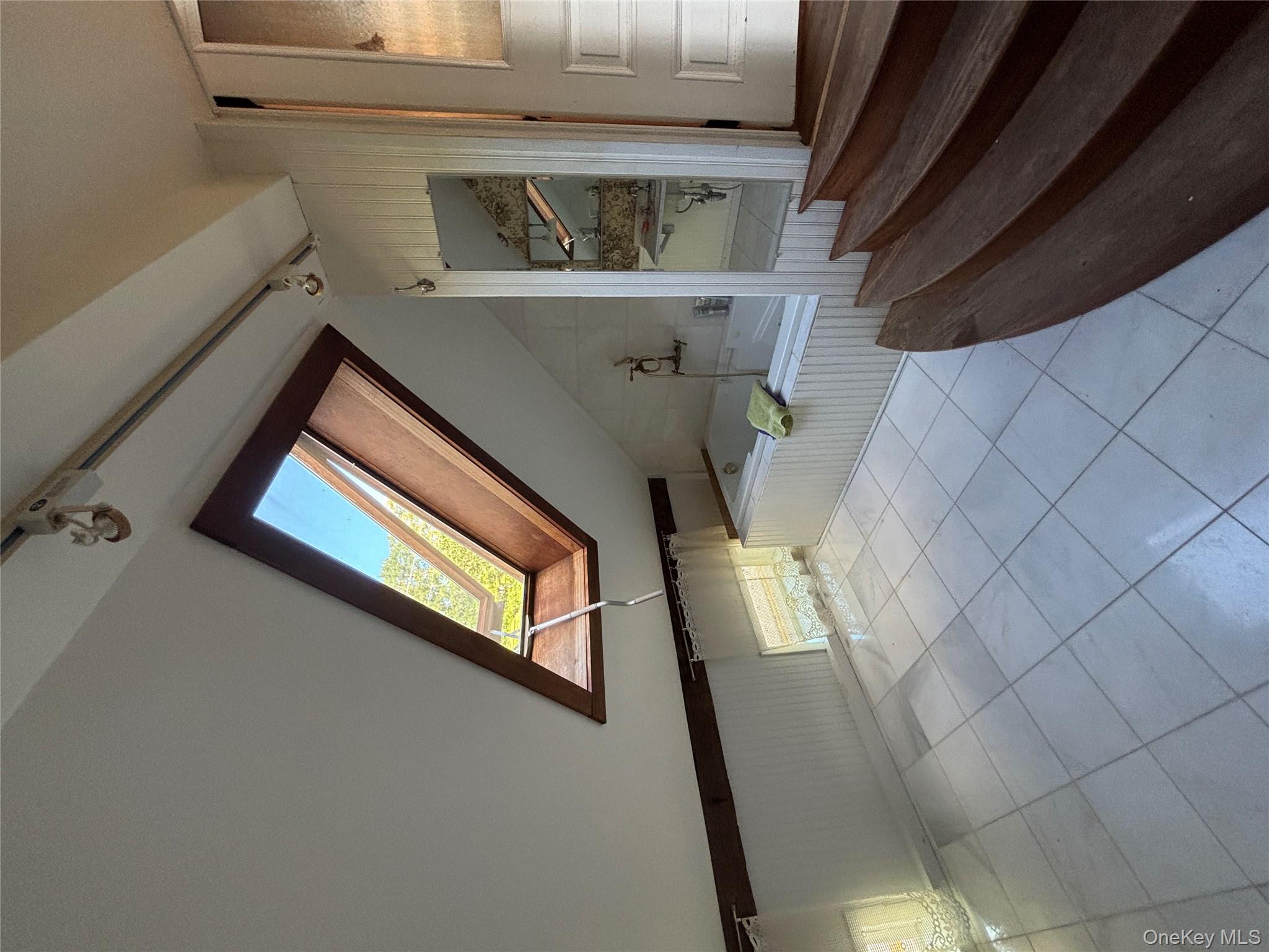 #19 photo, 6197 State Route 42, Woodbourne , NY 12733