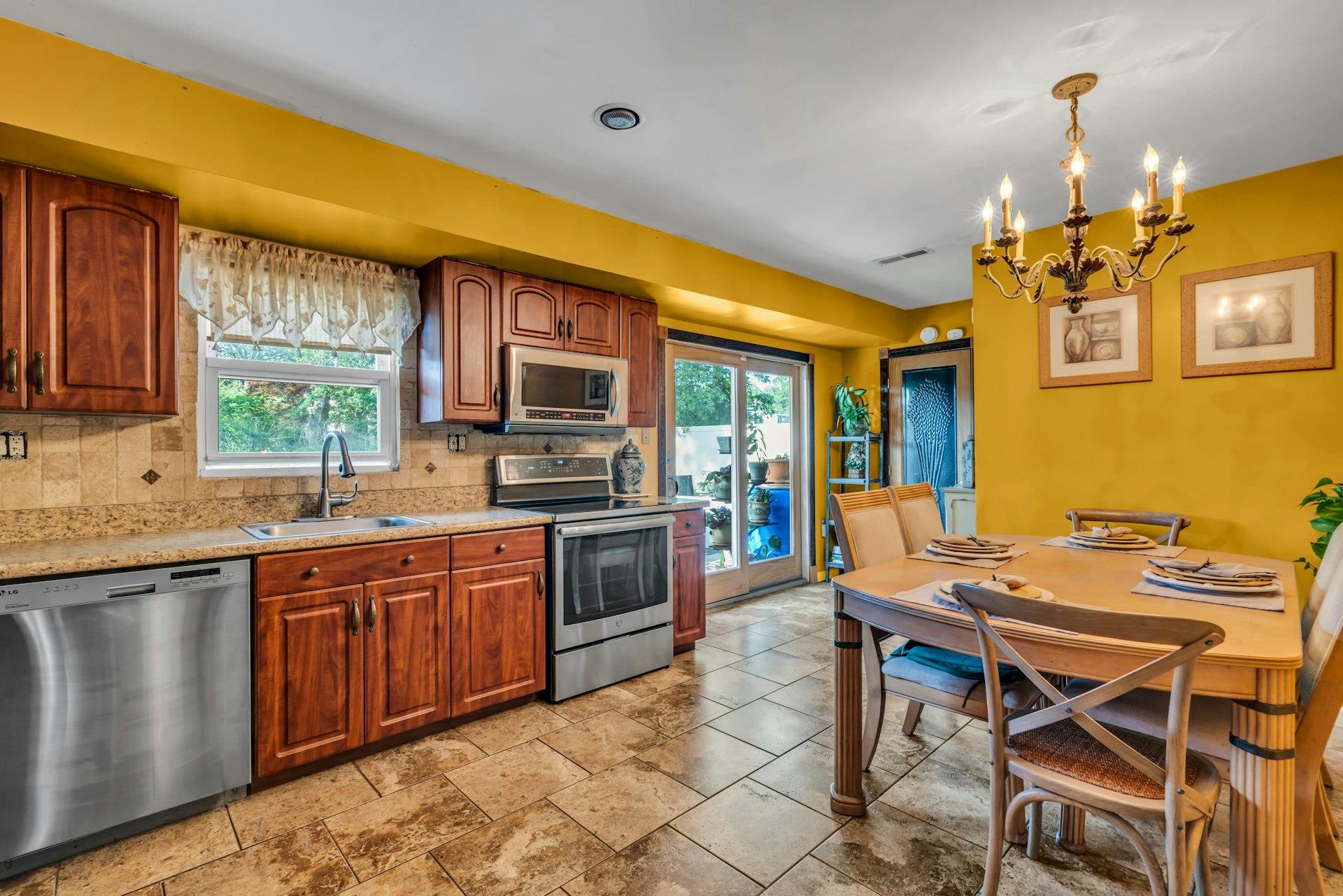 #17 photo, 85 Williams Avenue, 東長島 Amityville , NY 11701