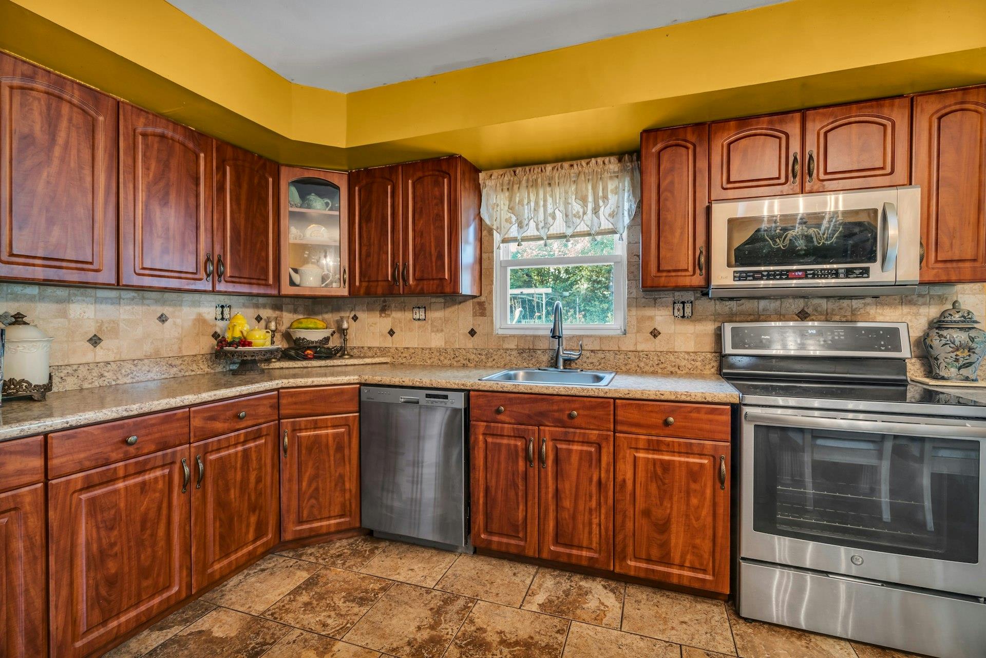 #19 photo, 85 Williams Avenue, 東長島 Amityville , NY 11701