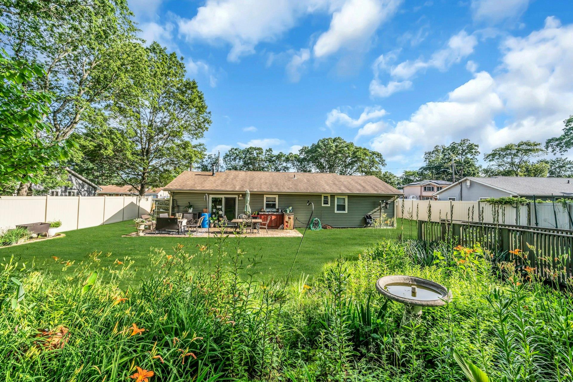 #8 photo, 85 Williams Avenue, 東長島 Amityville , NY 11701