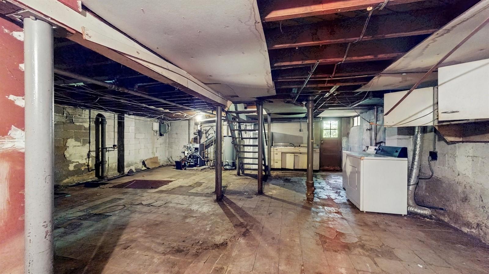 #20 photo, 42 Juniper Hill Road, White Plains , NY 10607