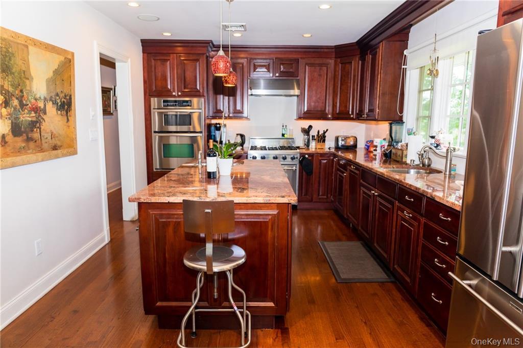 #9 photo, 53 Upland Street, Port Chester , NY 10573