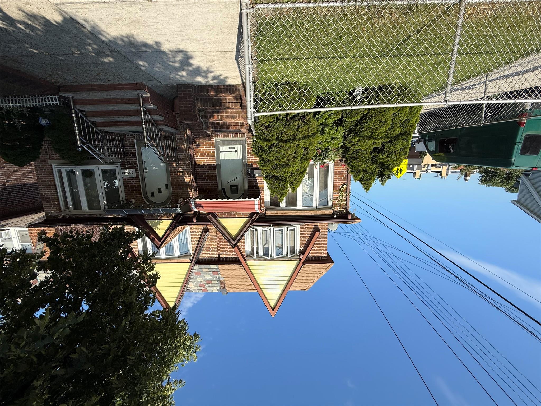 #1 photo, 13550 94th Street, كوينز Ozone Park , NY 11417