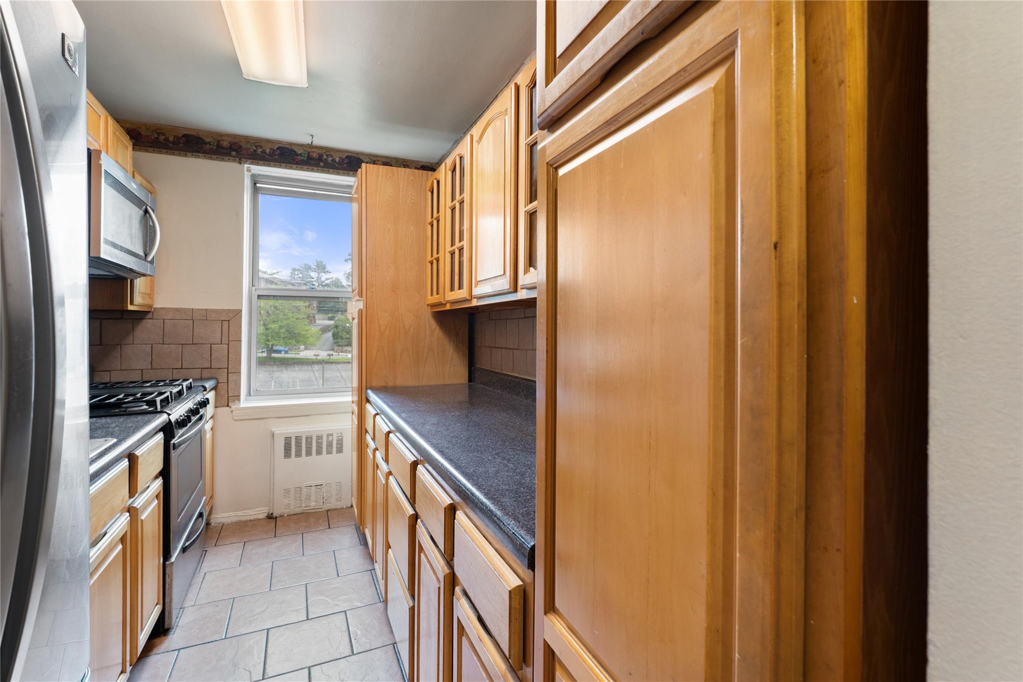 #5 photo, 300 N Broadway, Yonkers , NY 10710