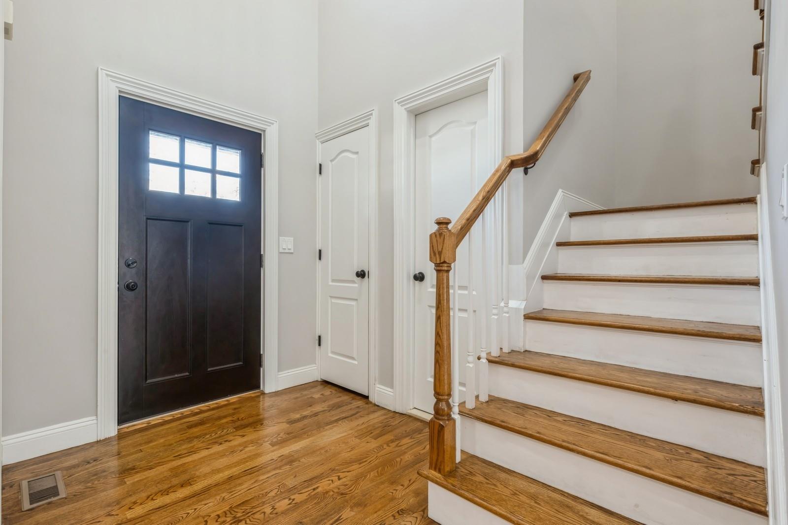 #3 photo, 413 Robyn Place, 長島 East Meadow , NY 11554