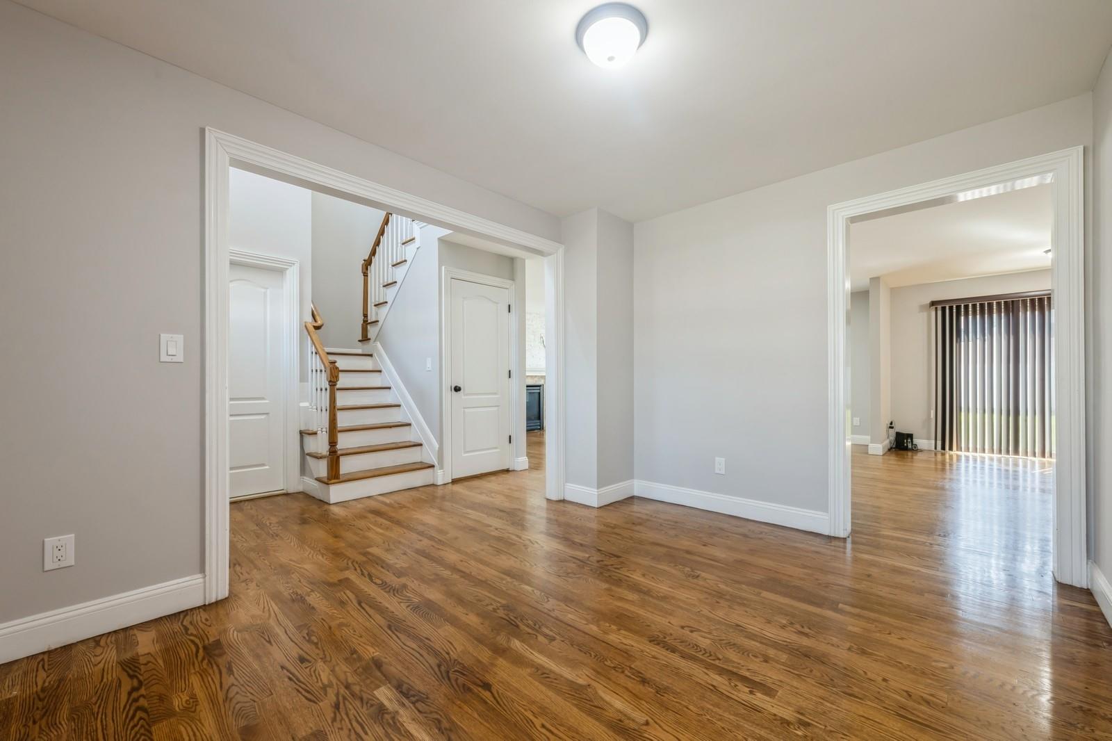 #7 photo, 413 Robyn Place, 長島 East Meadow , NY 11554