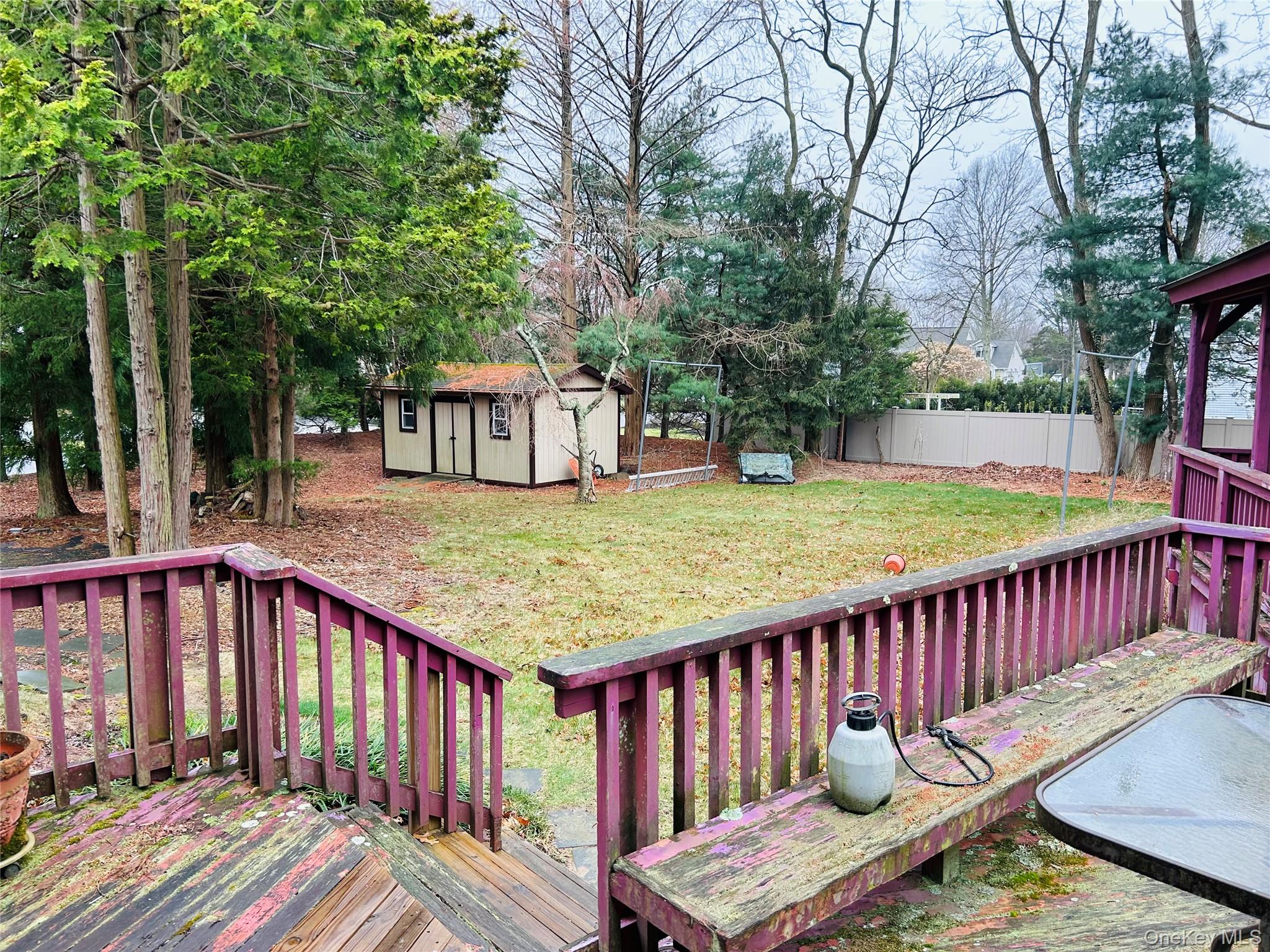 #17 photo, 6 Cedarfield Terrace, サフォーク郡 Saint James , NY 11780